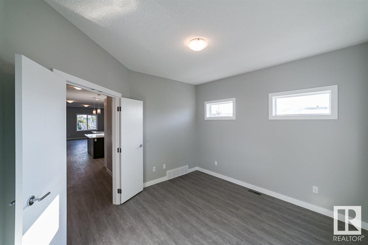      9859 73 AV NW , Edmonton,  ,T6E 1B7 ;  Listing Number: MLS E4415804