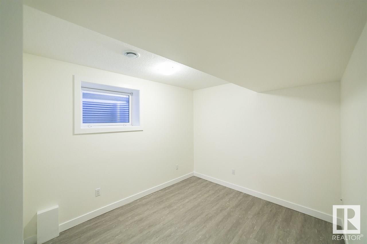      9859 73 AV NW , Edmonton,  ,T6E 1B7 ;  Listing Number: MLS E4415804