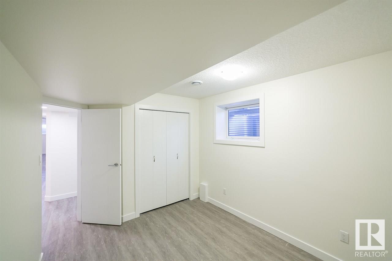      9859 73 AV NW , Edmonton,  ,T6E 1B7 ;  Listing Number: MLS E4415804