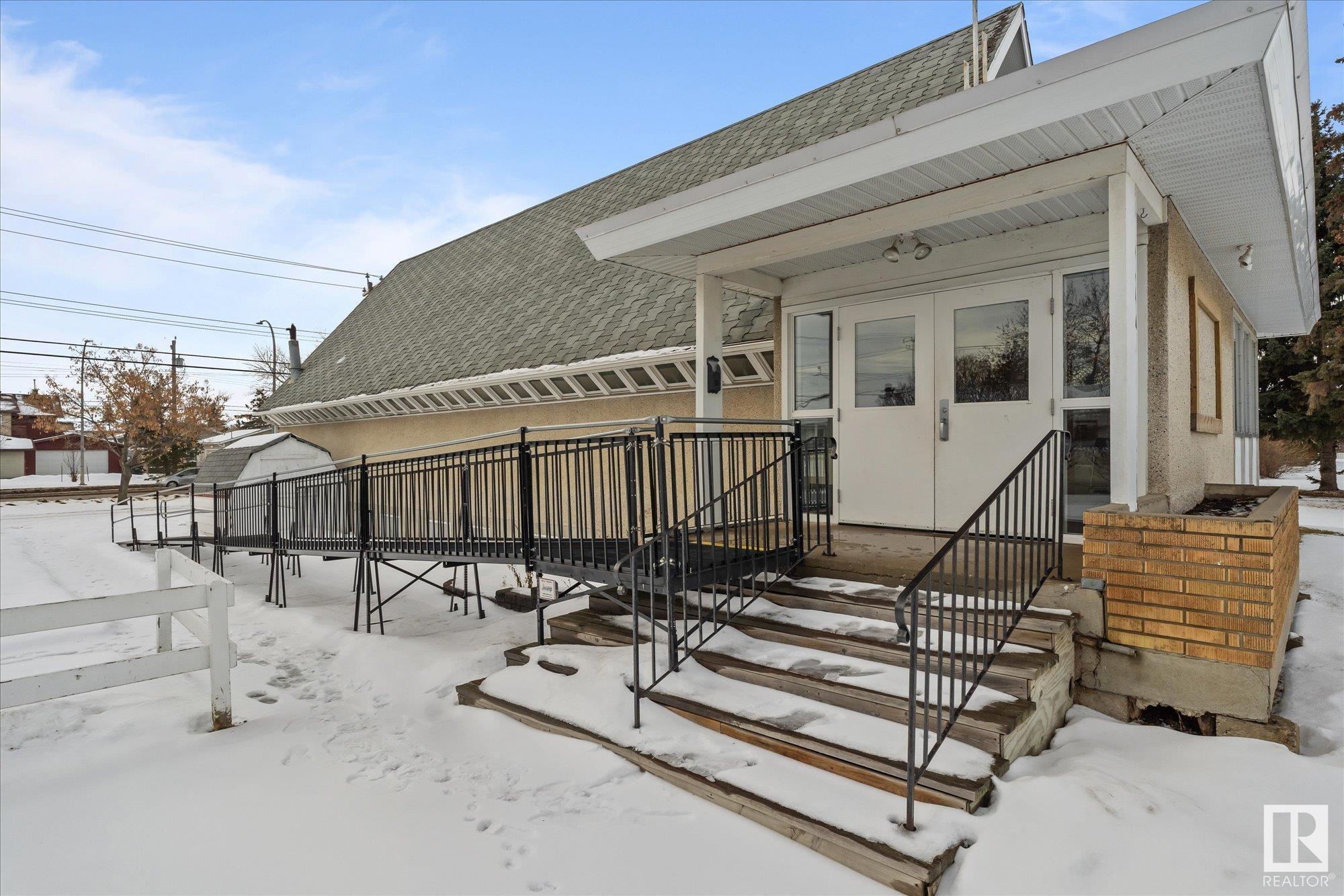      15911 107A AV NW , Edmonton,  ,T5P 0Z3 ;  Listing Number: MLS E4415805