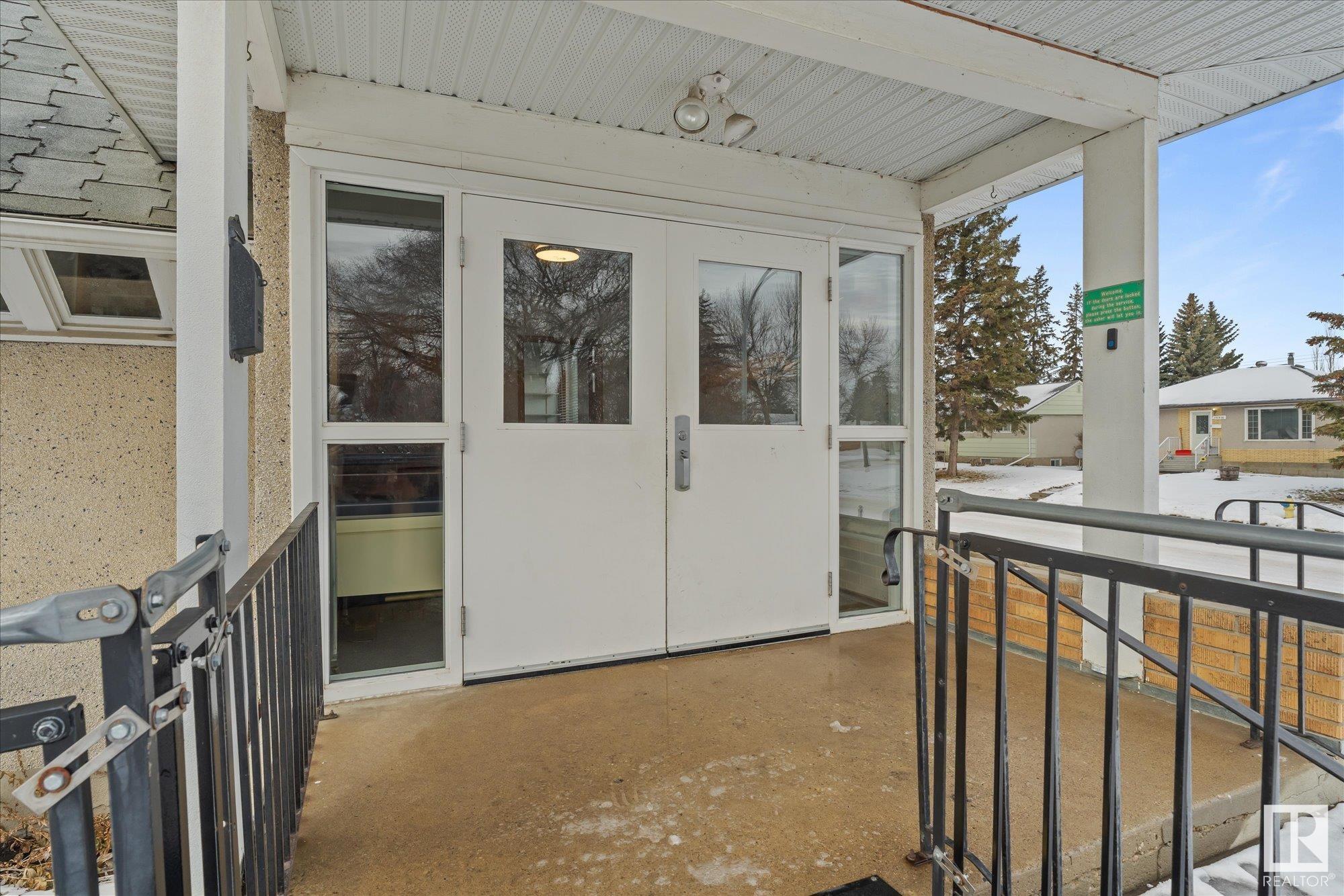      15911 107A AV NW , Edmonton,  ,T5P 0Z3 ;  Listing Number: MLS E4415805
