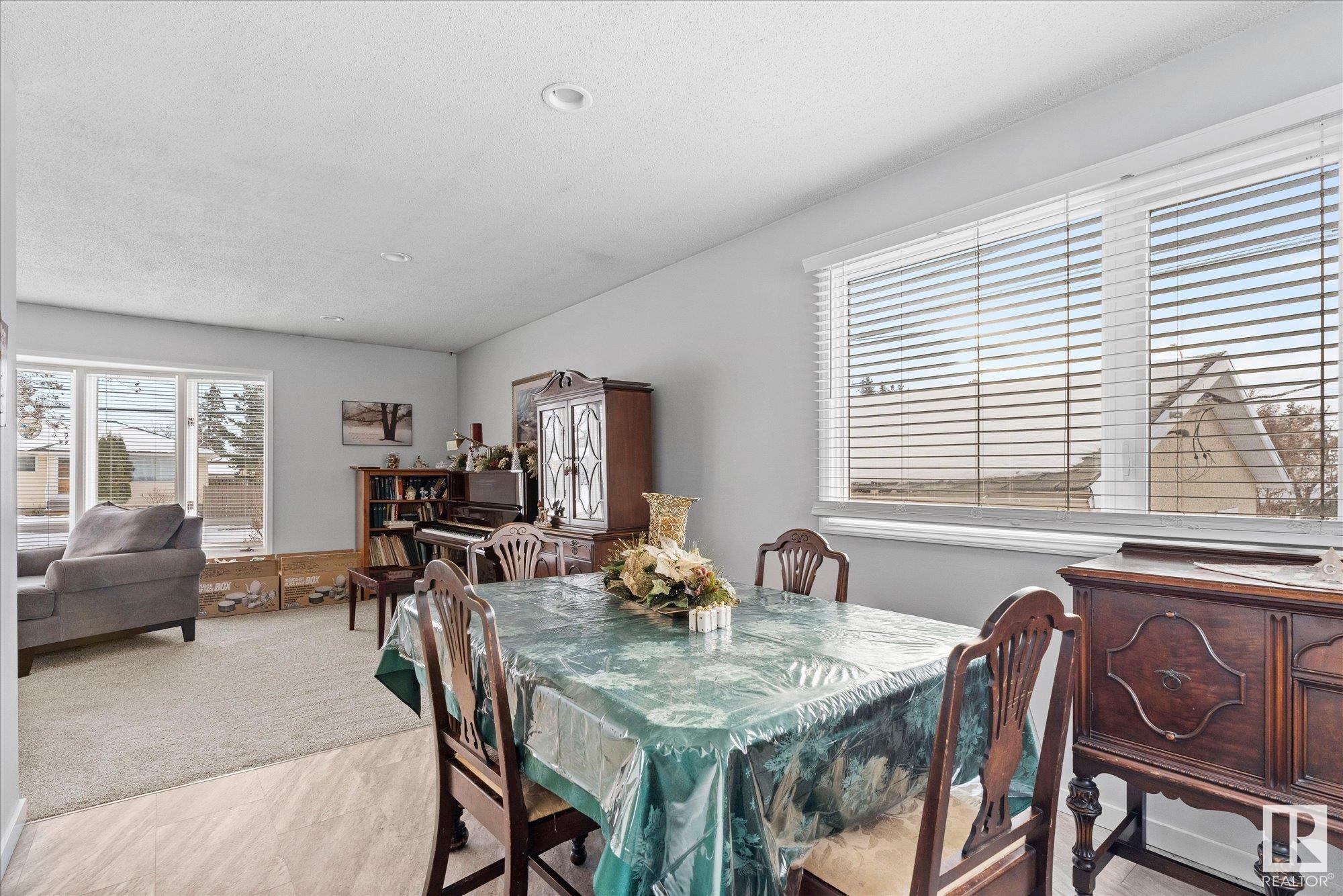      10712 159 ST NW , Edmonton,  ,T5P 3B4 ;  Listing Number: MLS E4415817