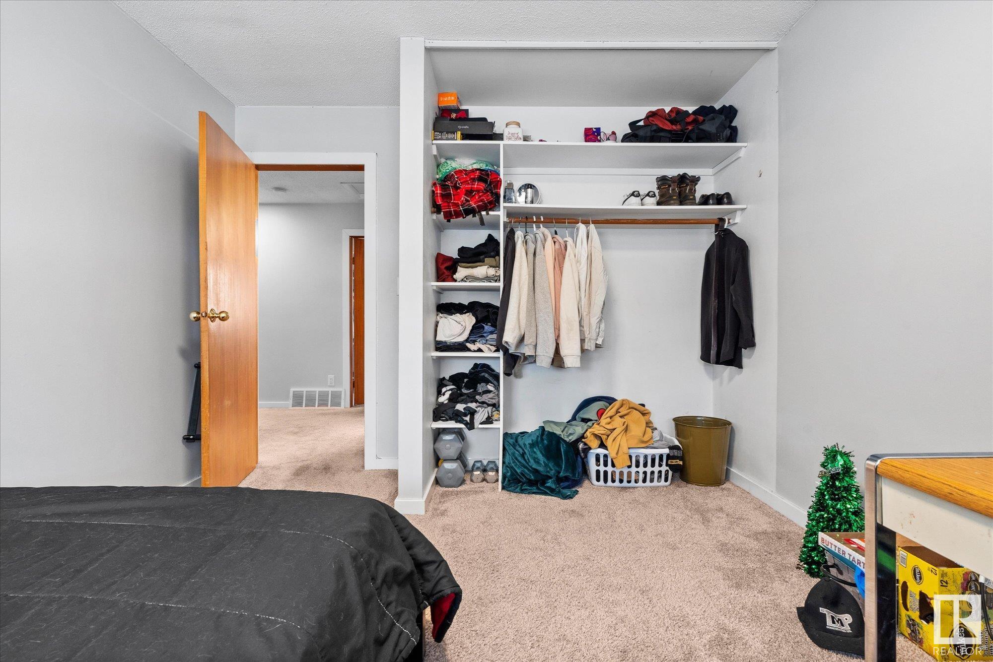      10712 159 ST NW , Edmonton,  ,T5P 3B4 ;  Listing Number: MLS E4415817