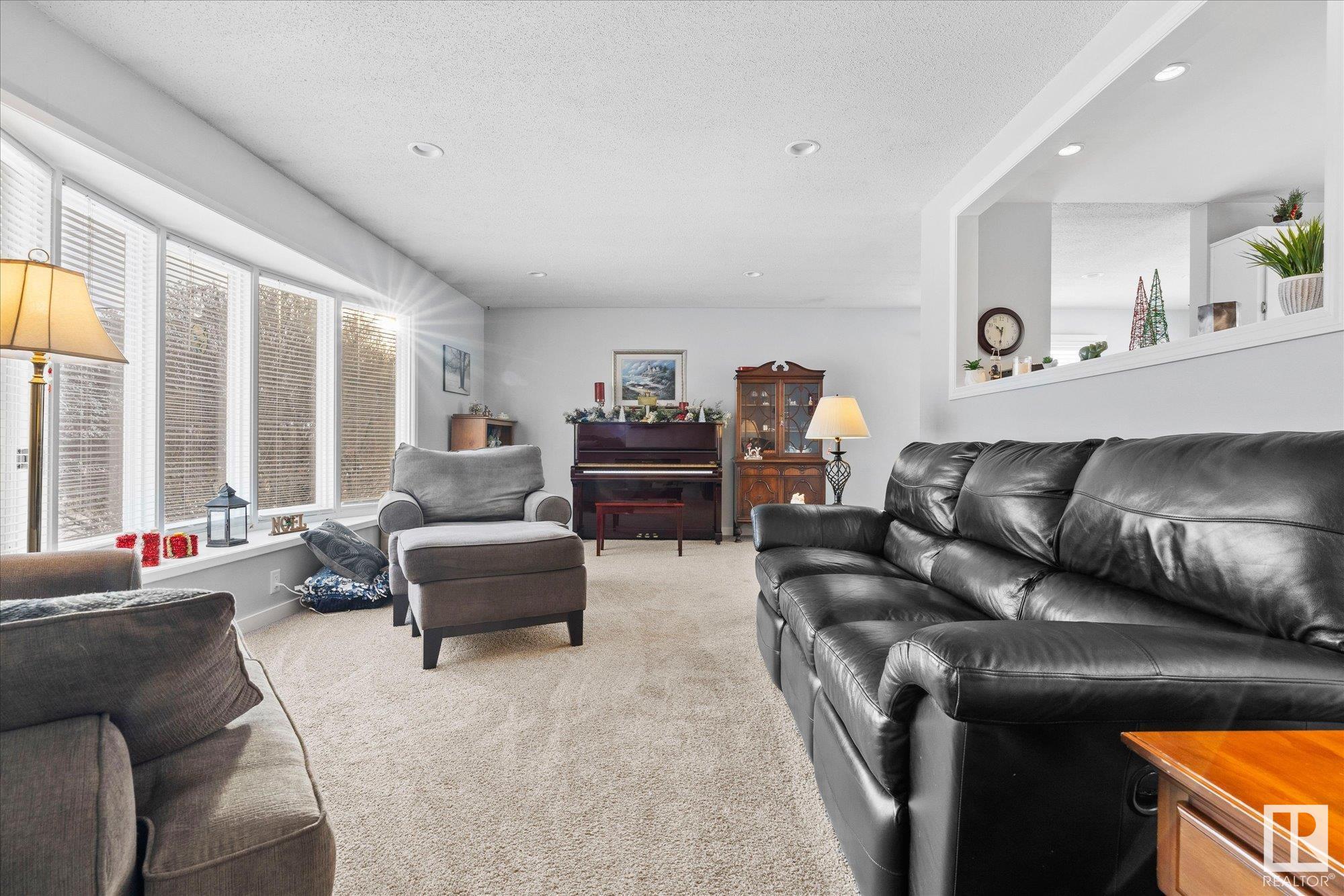      10712 159 ST NW , Edmonton,  ,T5P 3B4 ;  Listing Number: MLS E4415817