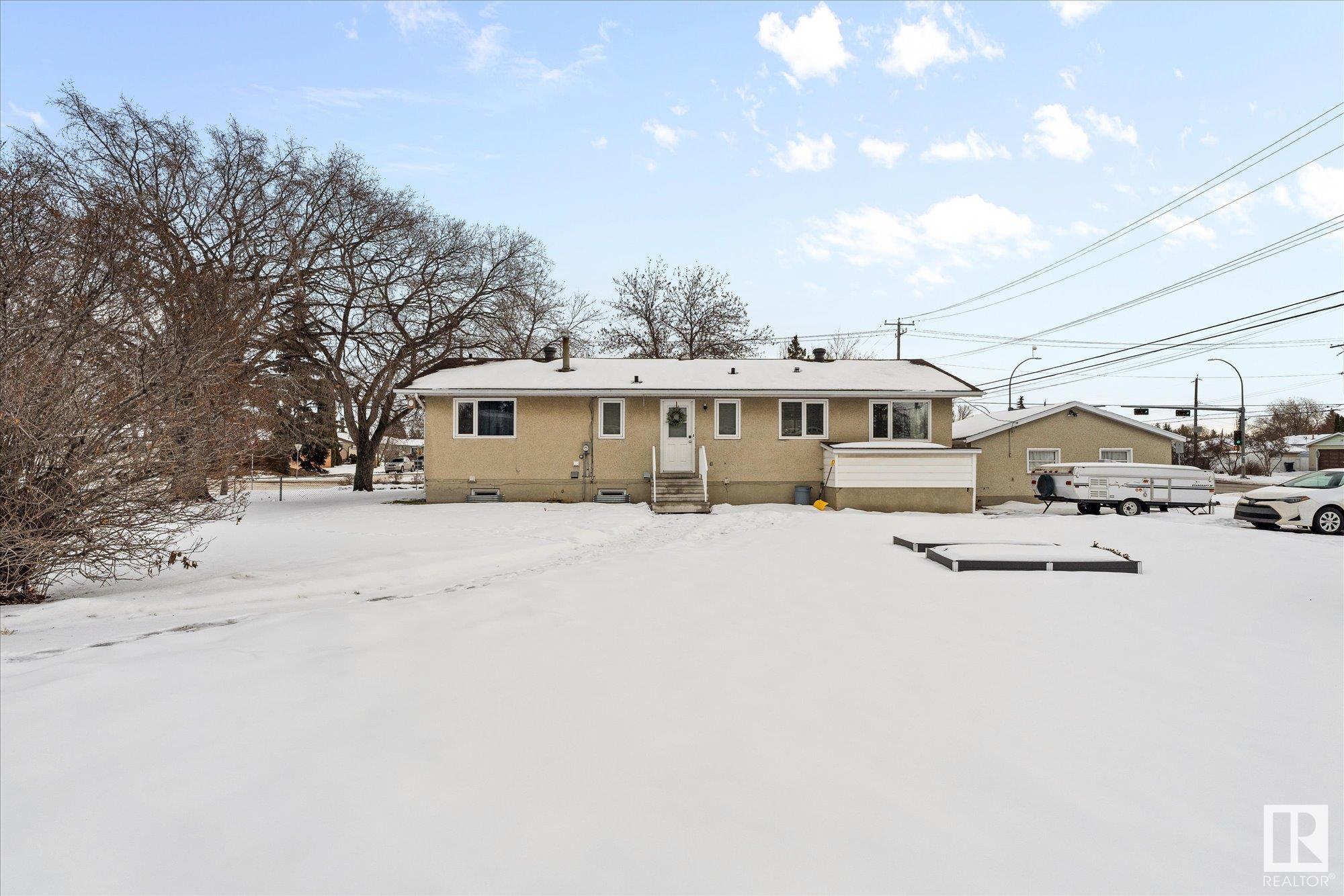      10712 159 ST NW , Edmonton,  ,T5P 3B4 ;  Listing Number: MLS E4415817