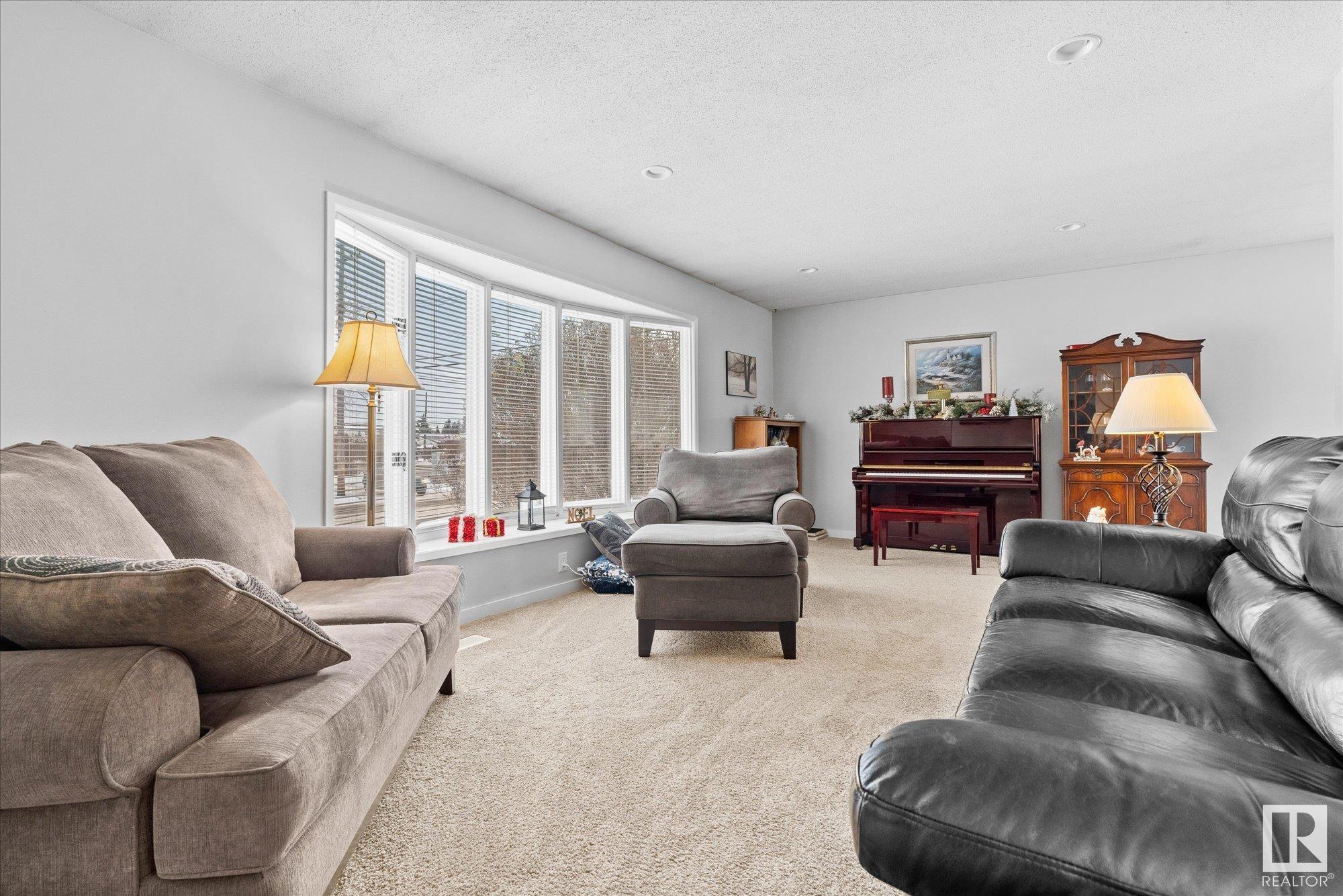      10712 159 ST NW , Edmonton,  ,T5P 3B4 ;  Listing Number: MLS E4415817