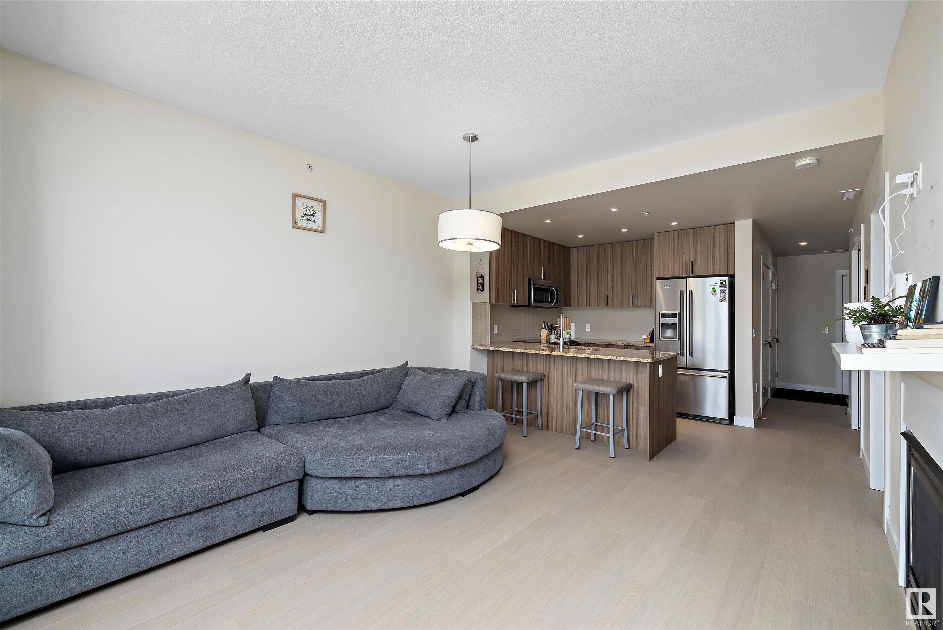      #302 10140 150 ST NW , Edmonton,  ,T5P 1P1 ;  Listing Number: MLS E4415820