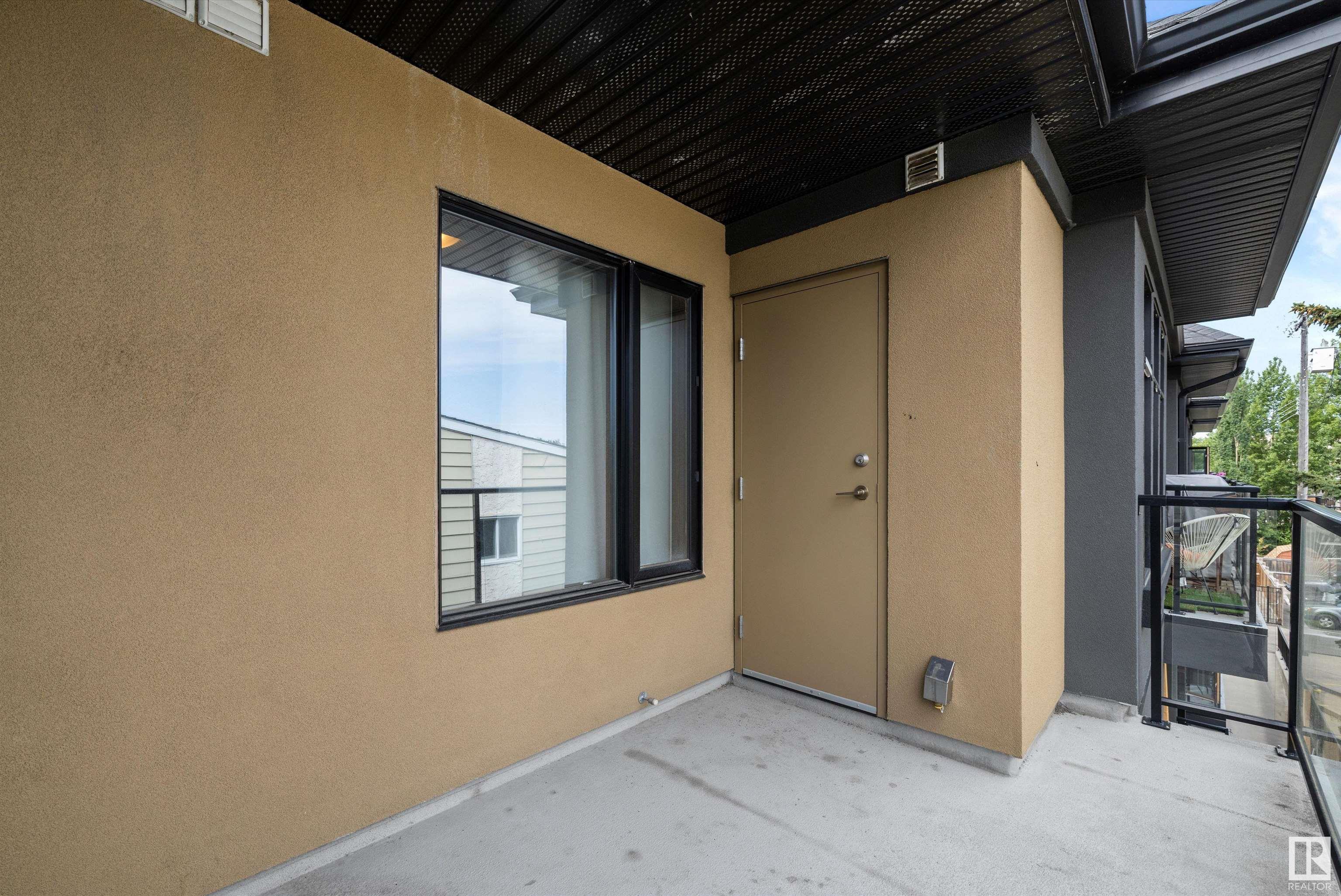      #302 10140 150 ST NW , Edmonton,  ,T5P 1P1 ;  Listing Number: MLS E4415820