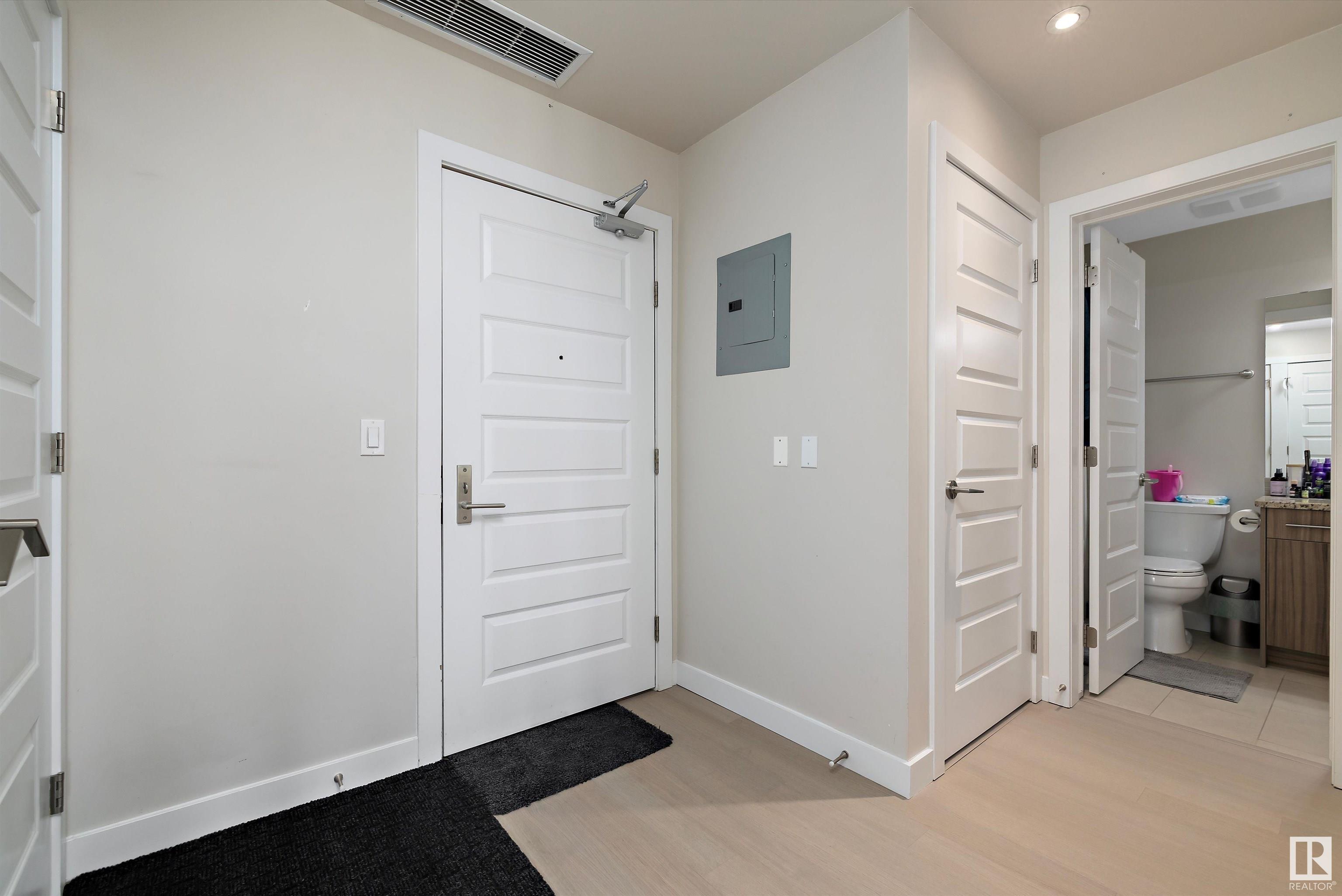      #302 10140 150 ST NW , Edmonton,  ,T5P 1P1 ;  Listing Number: MLS E4415820