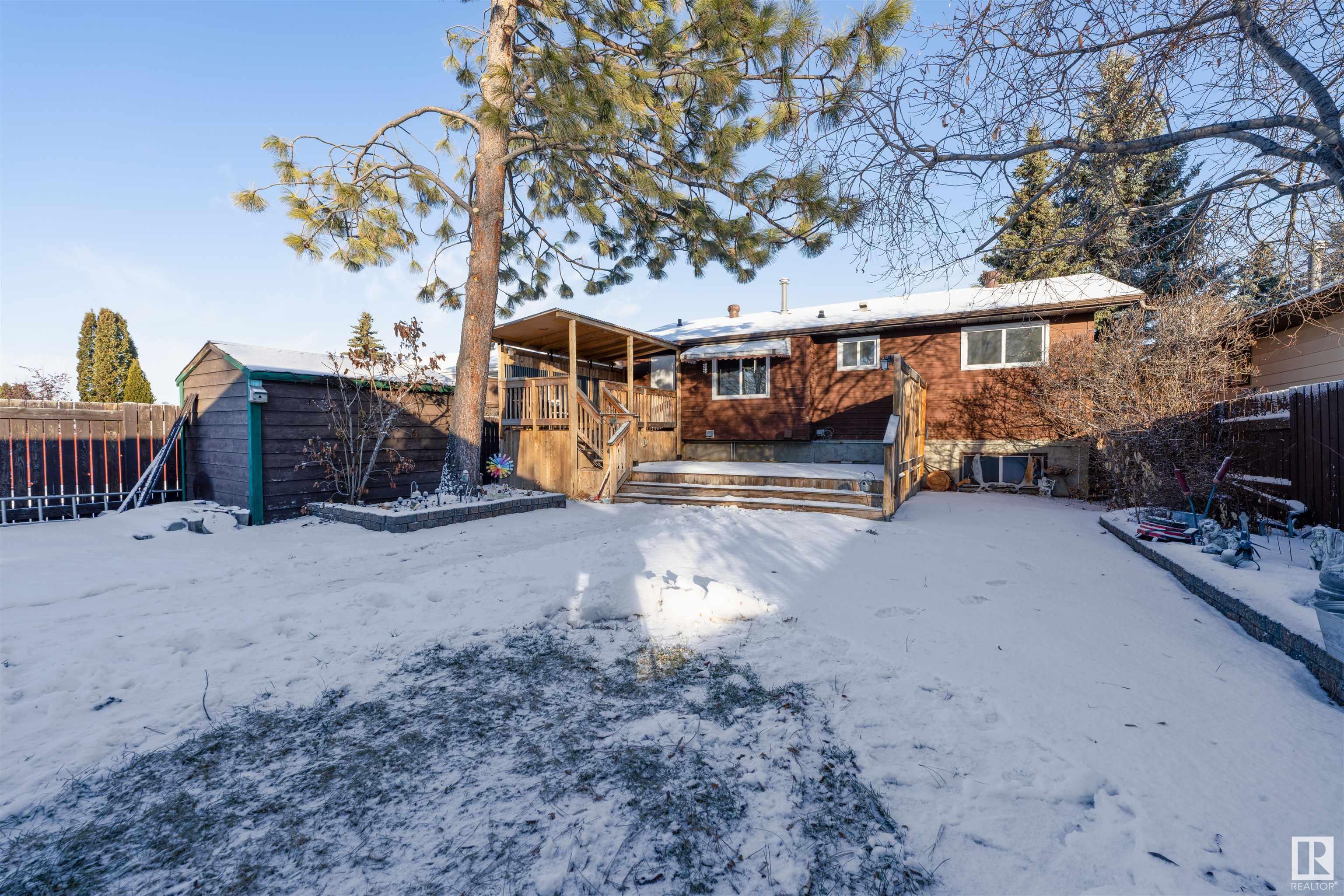      5611 40 AV NW , Edmonton,  ,T6L 1B1 ;  Listing Number: MLS E4415826