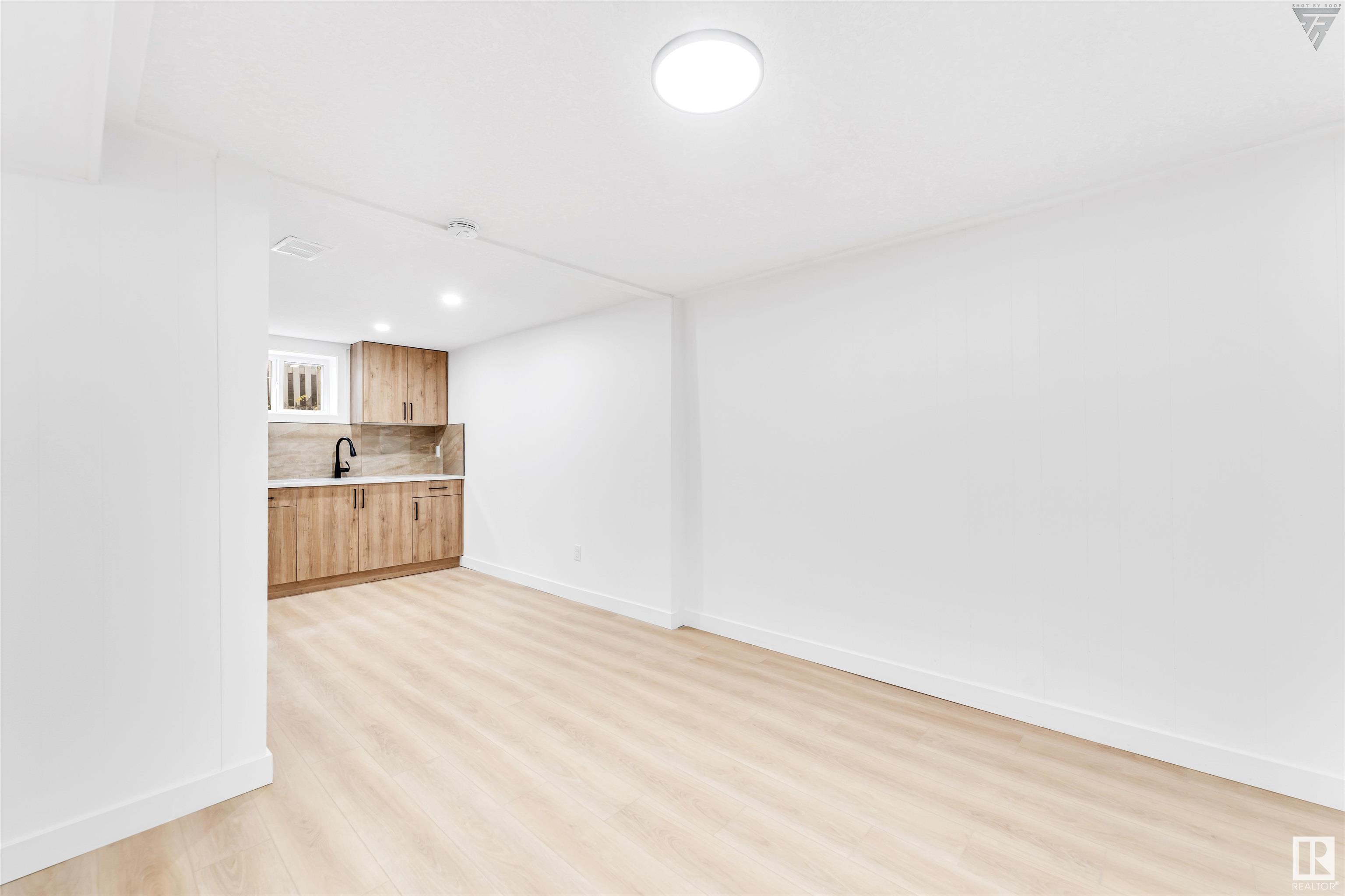      6515 98a street NW , Edmonton,  ,T6E 3N1 ;  Listing Number: MLS E4415828