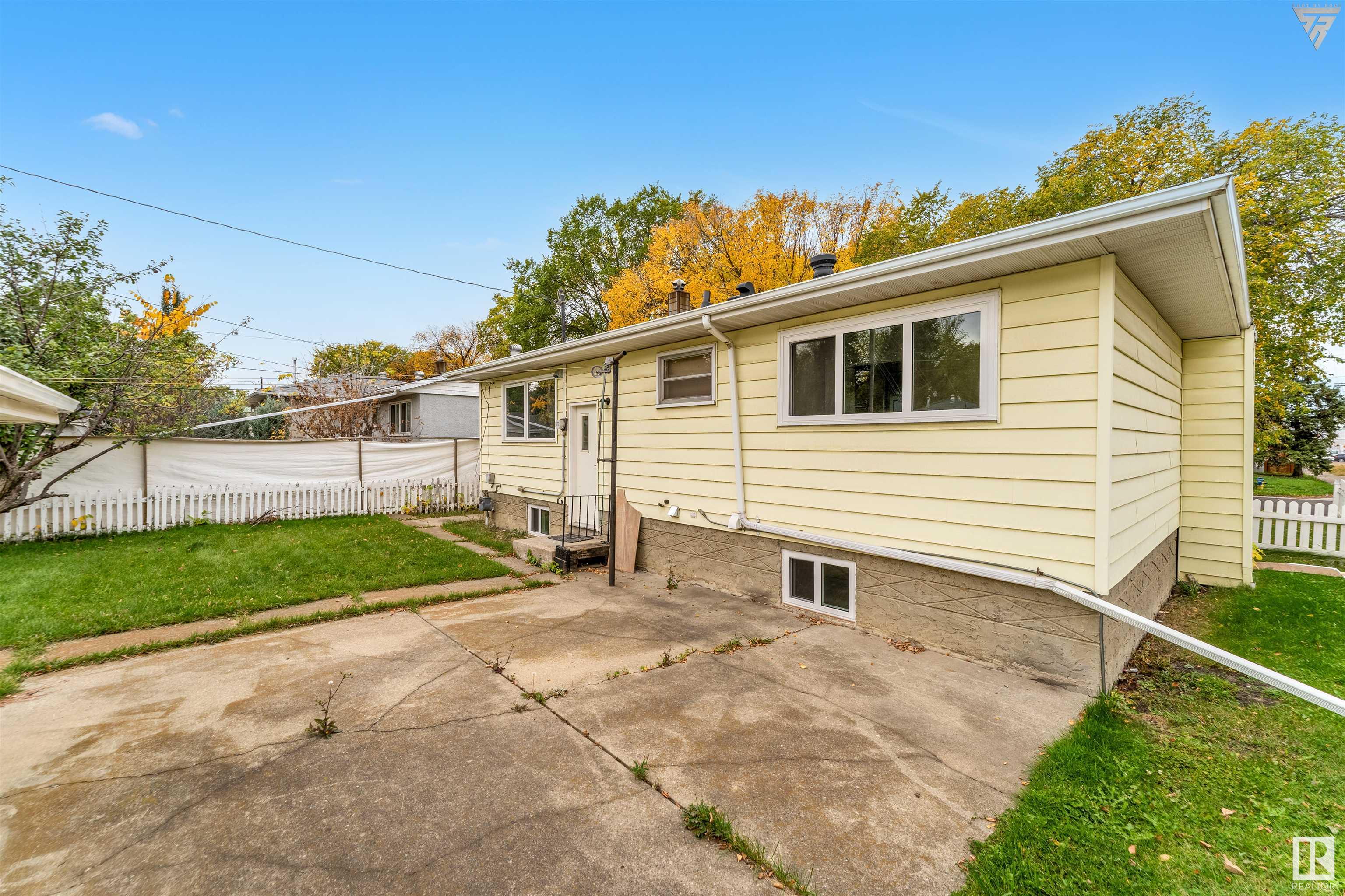      6515 98a street NW , Edmonton,  ,T6E 3N1 ;  Listing Number: MLS E4415828