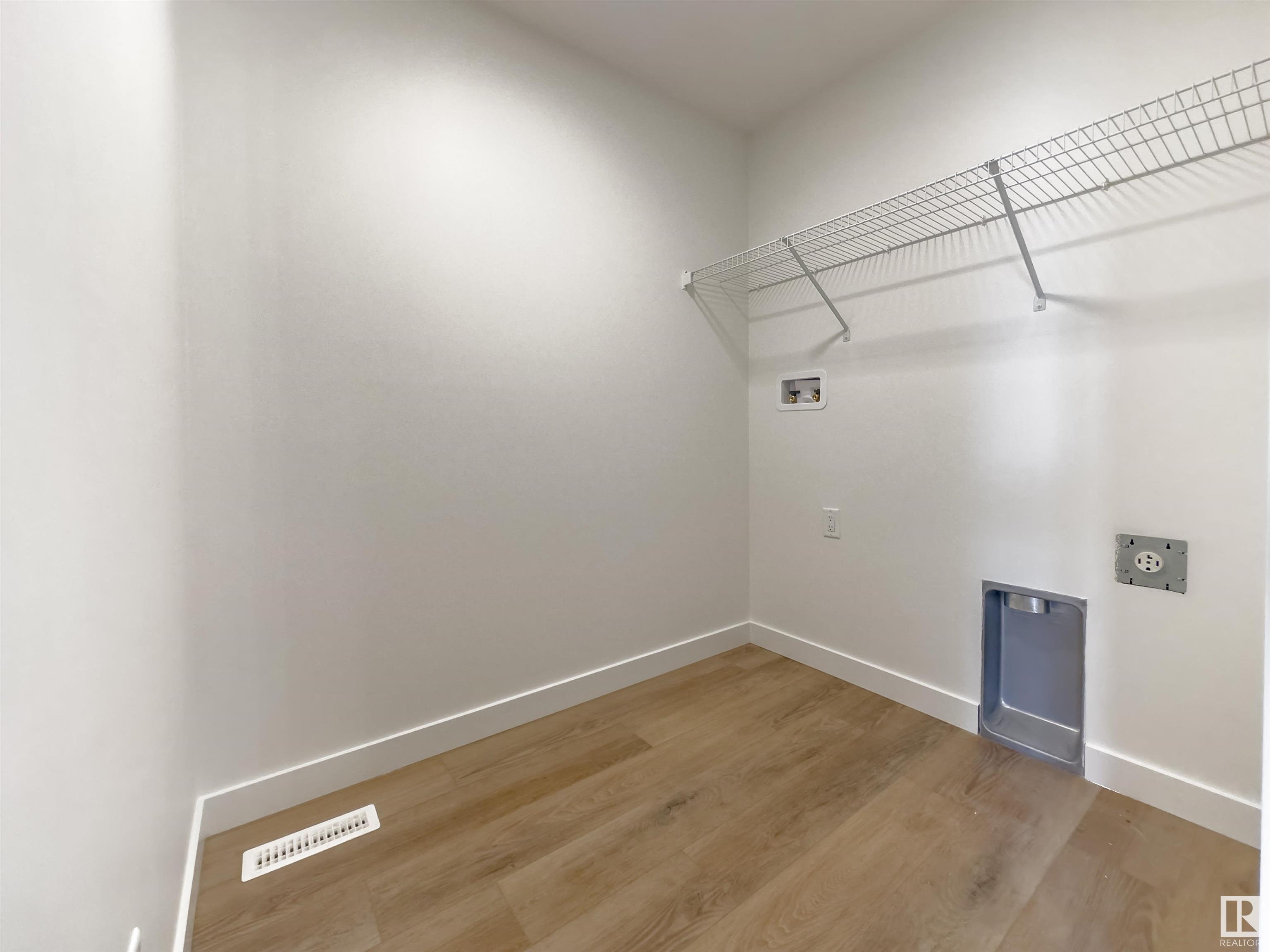      1303 14 AV NW , Edmonton,  ,T6T 2N5 ;  Listing Number: MLS E4415836