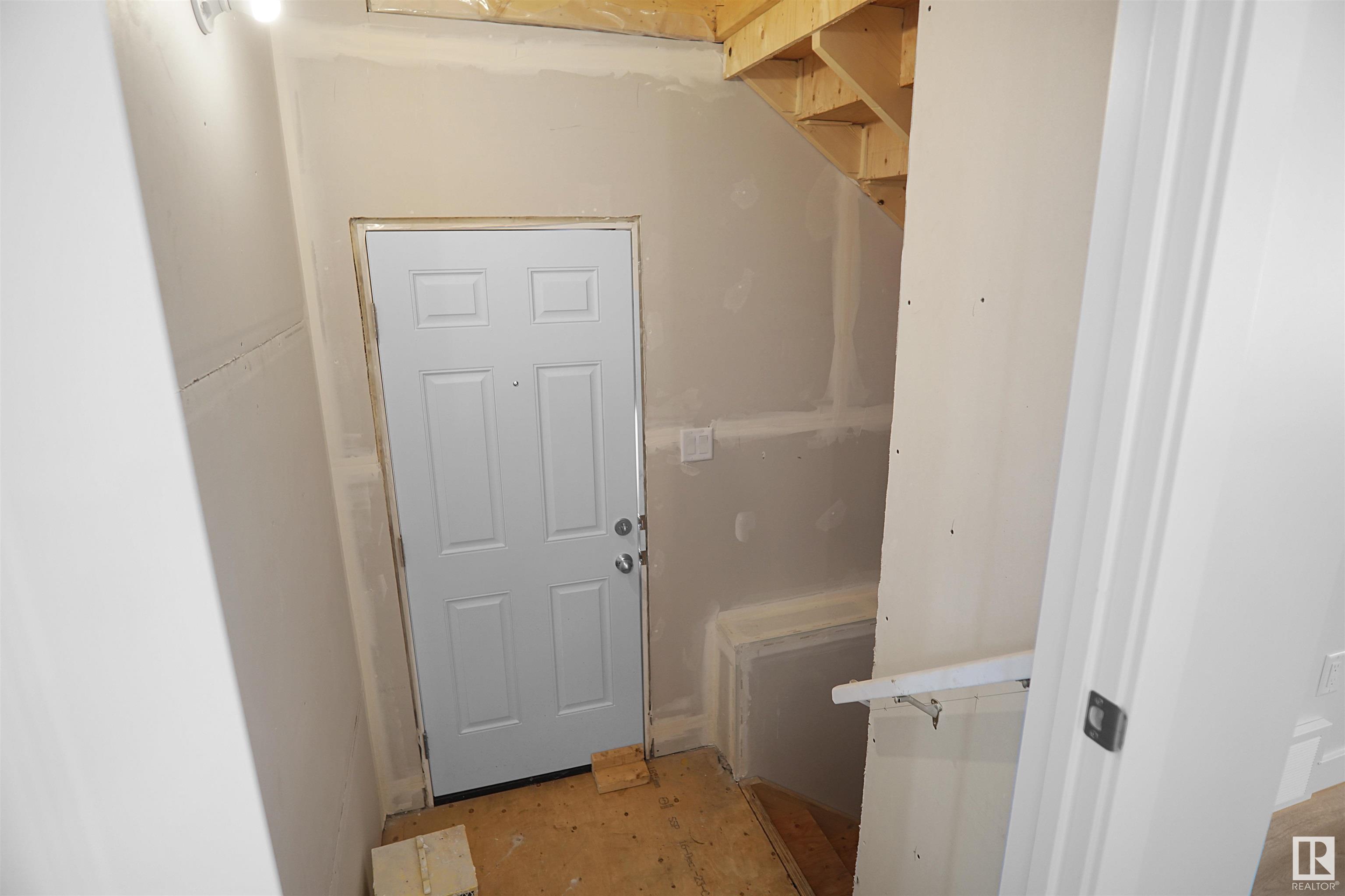      17358 6A ST NW , Edmonton,  ,T5Y 4E8 ;  Listing Number: MLS E4415847