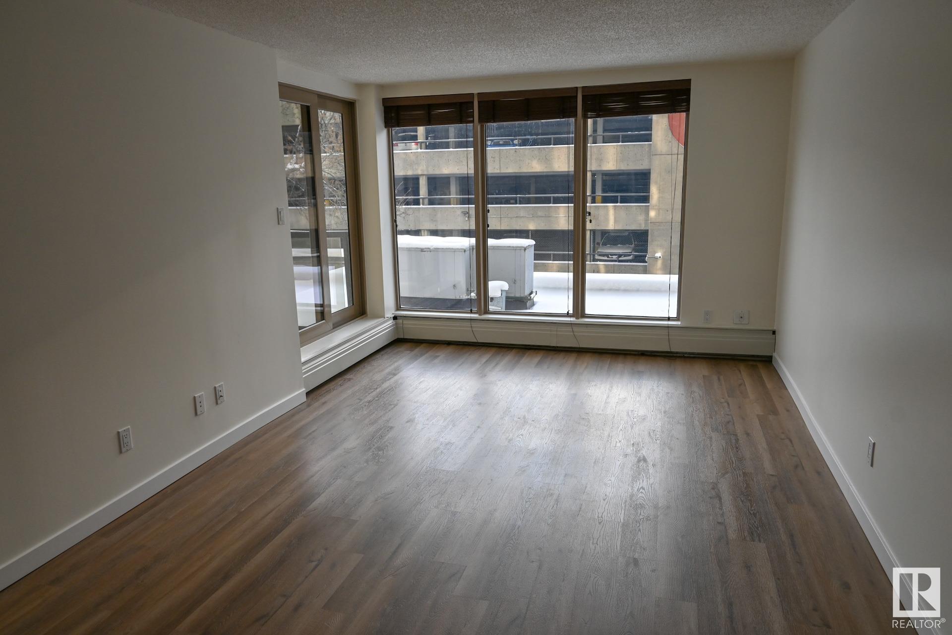      #206 10149 SASKATCHEWAN DR NW , Edmonton,  ,T6E 6B6 ;  Listing Number: MLS E4415860