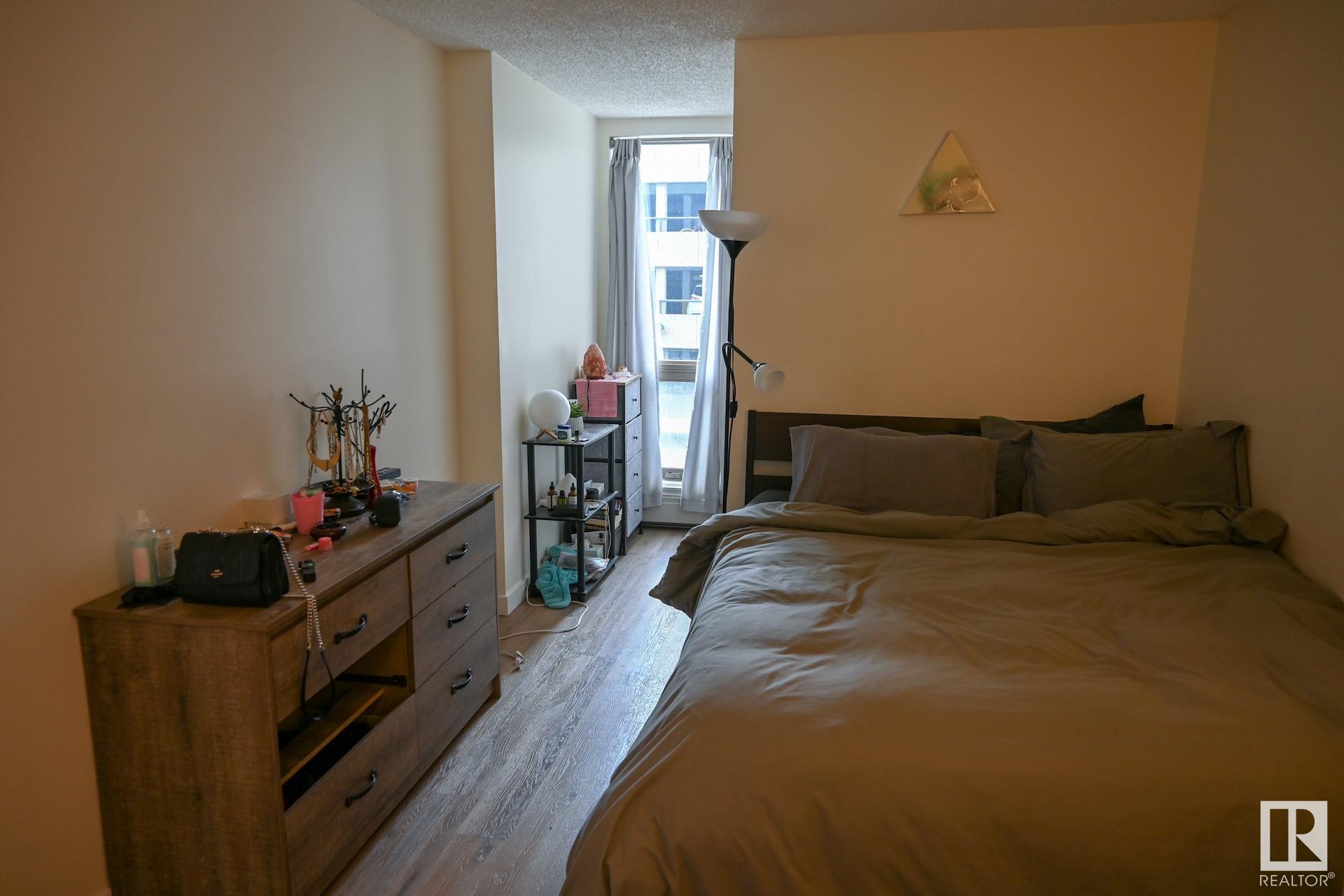      #206 10149 SASKATCHEWAN DR NW , Edmonton,  ,T6E 6B6 ;  Listing Number: MLS E4415860
