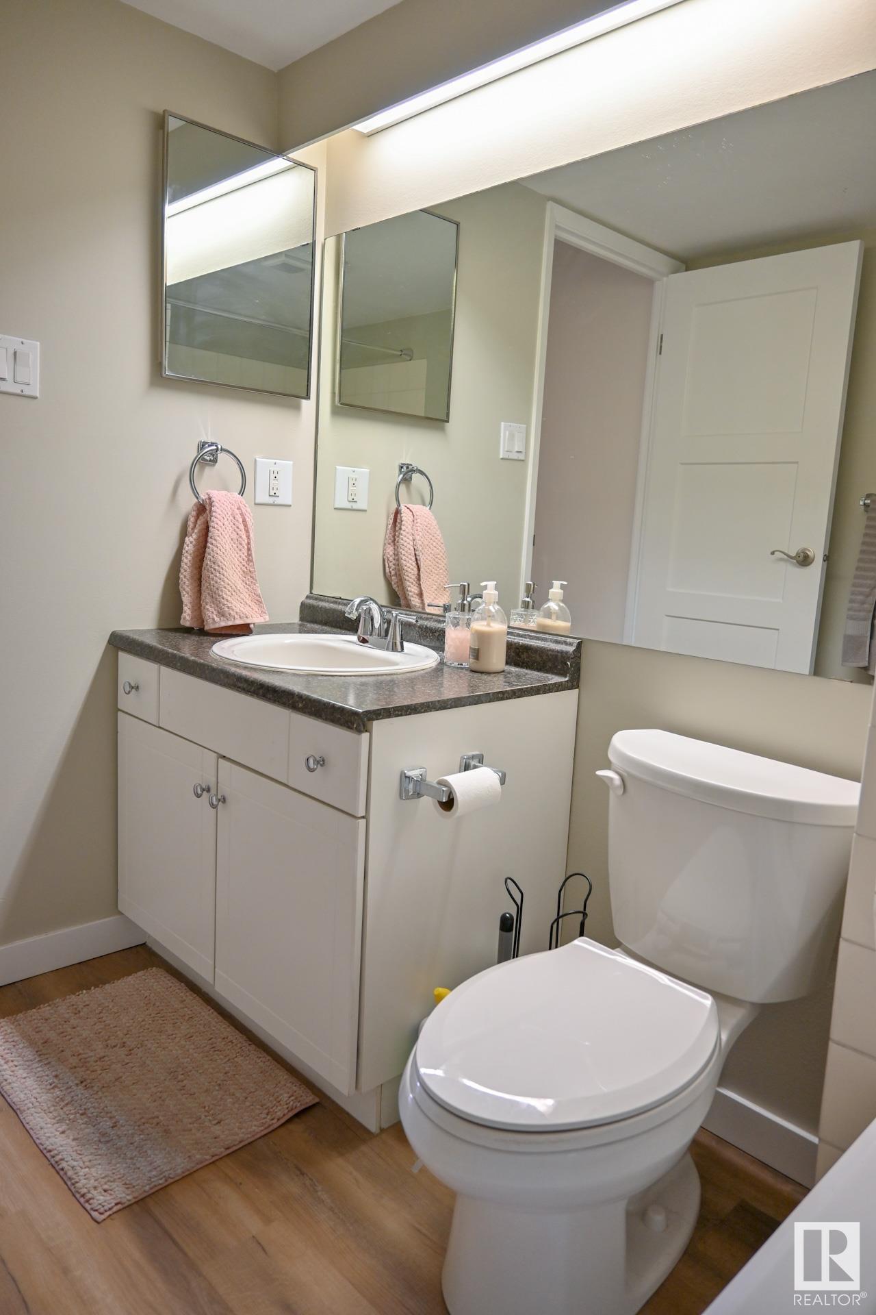      #206 10149 SASKATCHEWAN DR NW , Edmonton,  ,T6E 6B6 ;  Listing Number: MLS E4415860