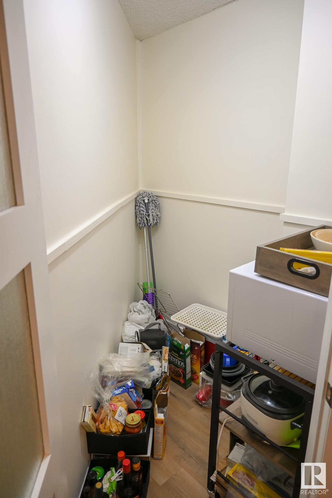      #206 10149 SASKATCHEWAN DR NW , Edmonton,  ,T6E 6B6 ;  Listing Number: MLS E4415860