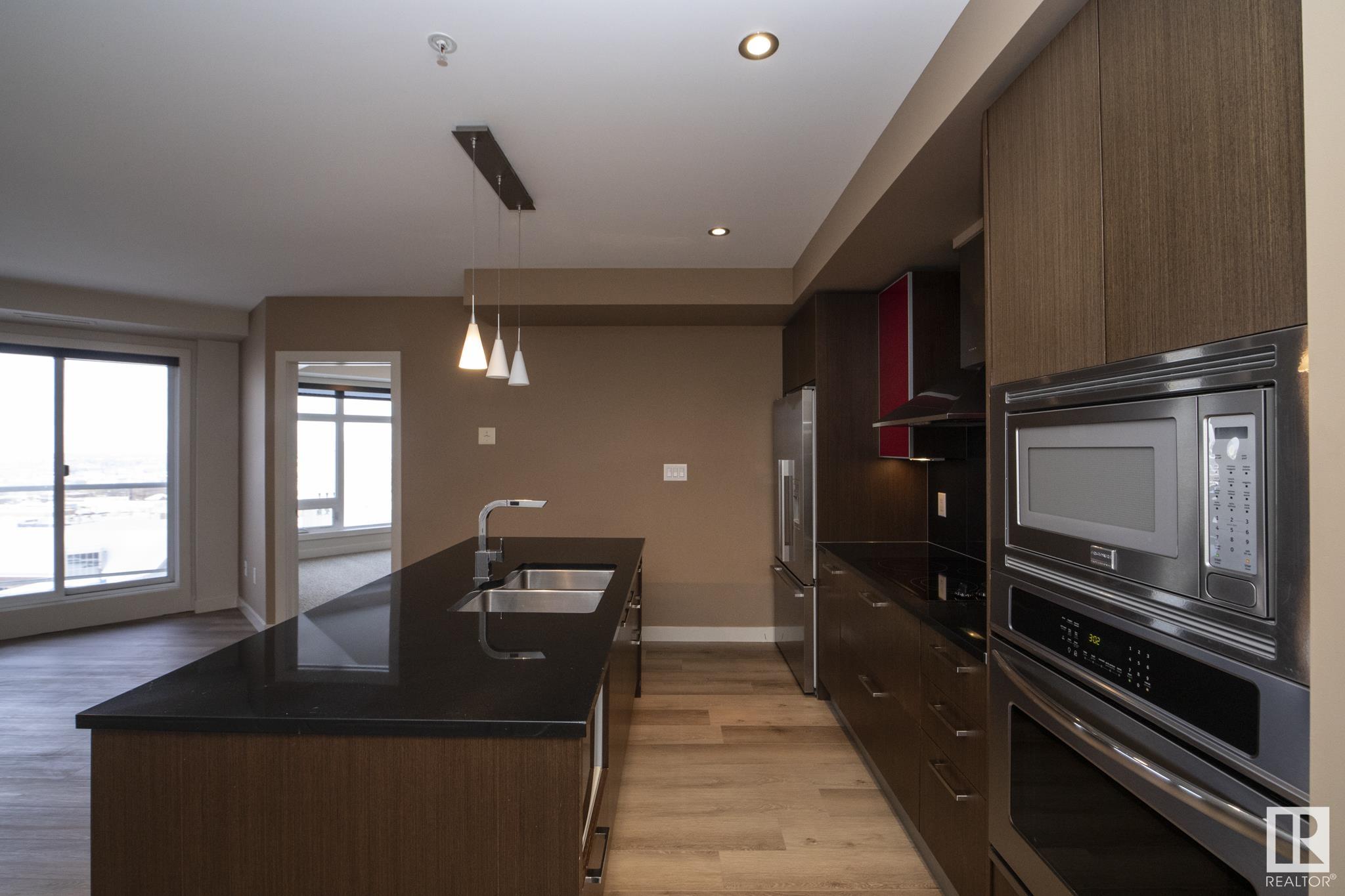      #1307 10388 105 ST NW , Edmonton,  ,T5J 0C2 ;  Listing Number: MLS E4415870