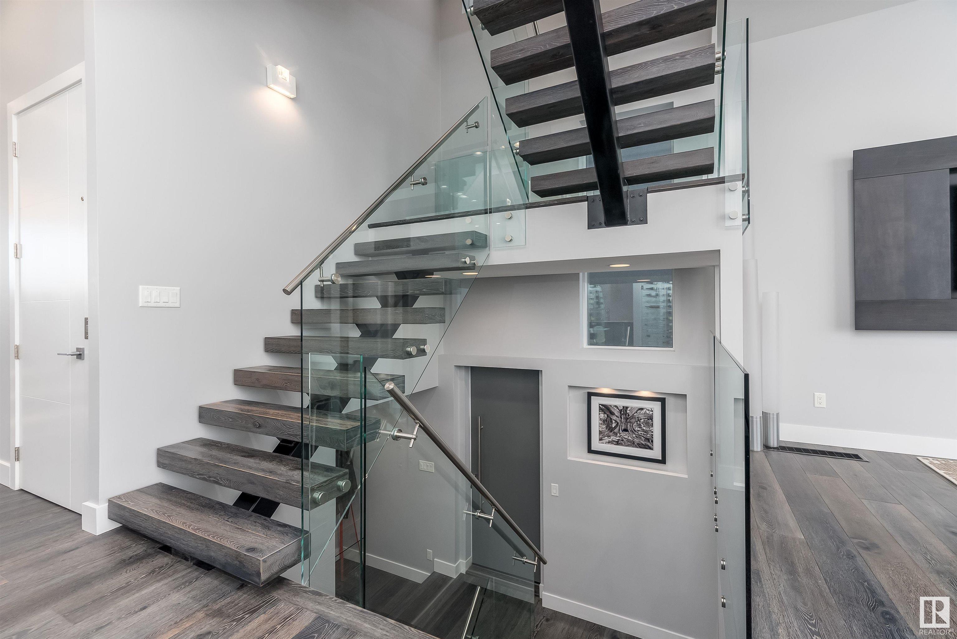      9509 99B ST NW , Edmonton,  ,T6E 3X1 ;  Listing Number: MLS E4415875