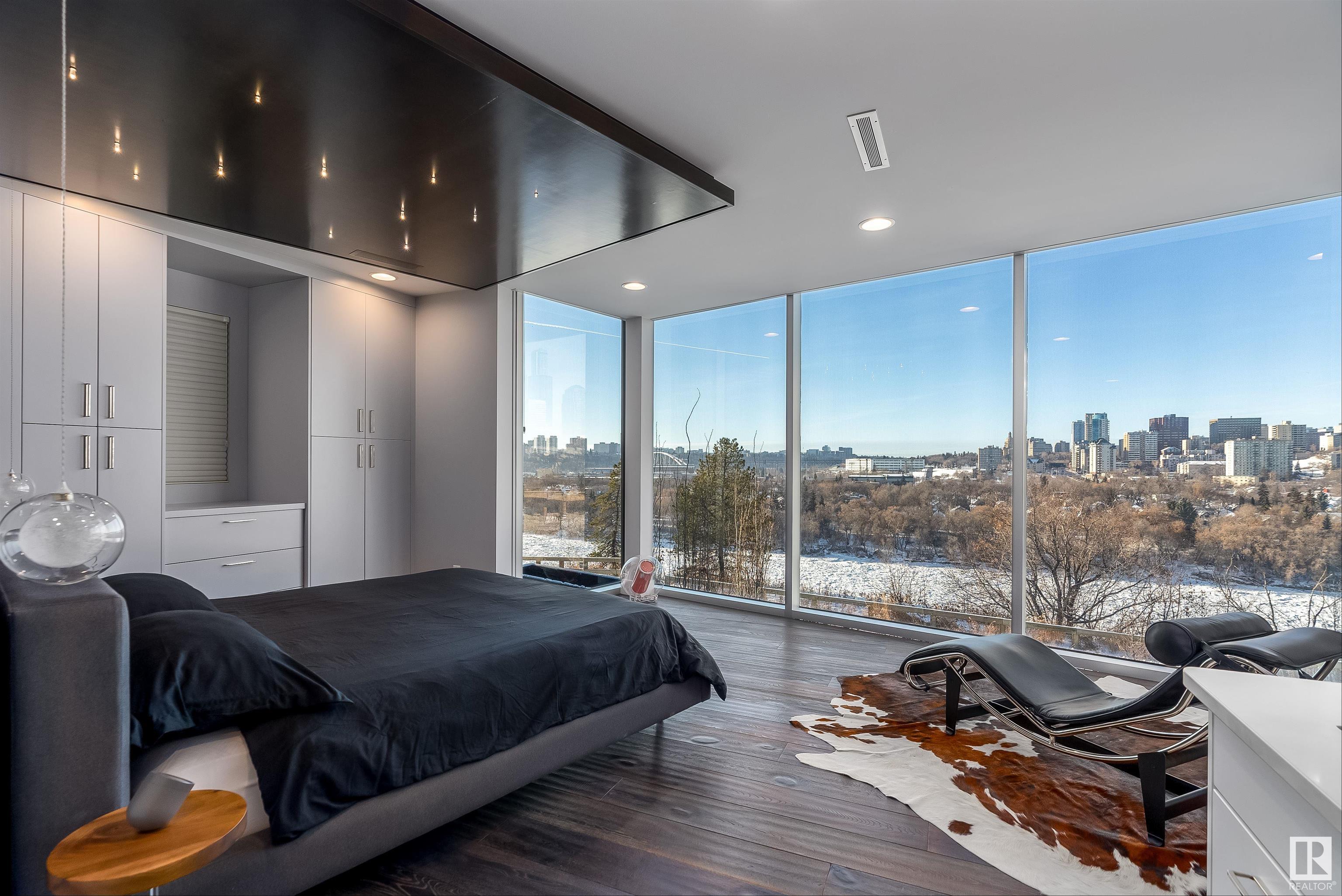      9509 99B ST NW , Edmonton,  ,T6E 3X1 ;  Listing Number: MLS E4415875