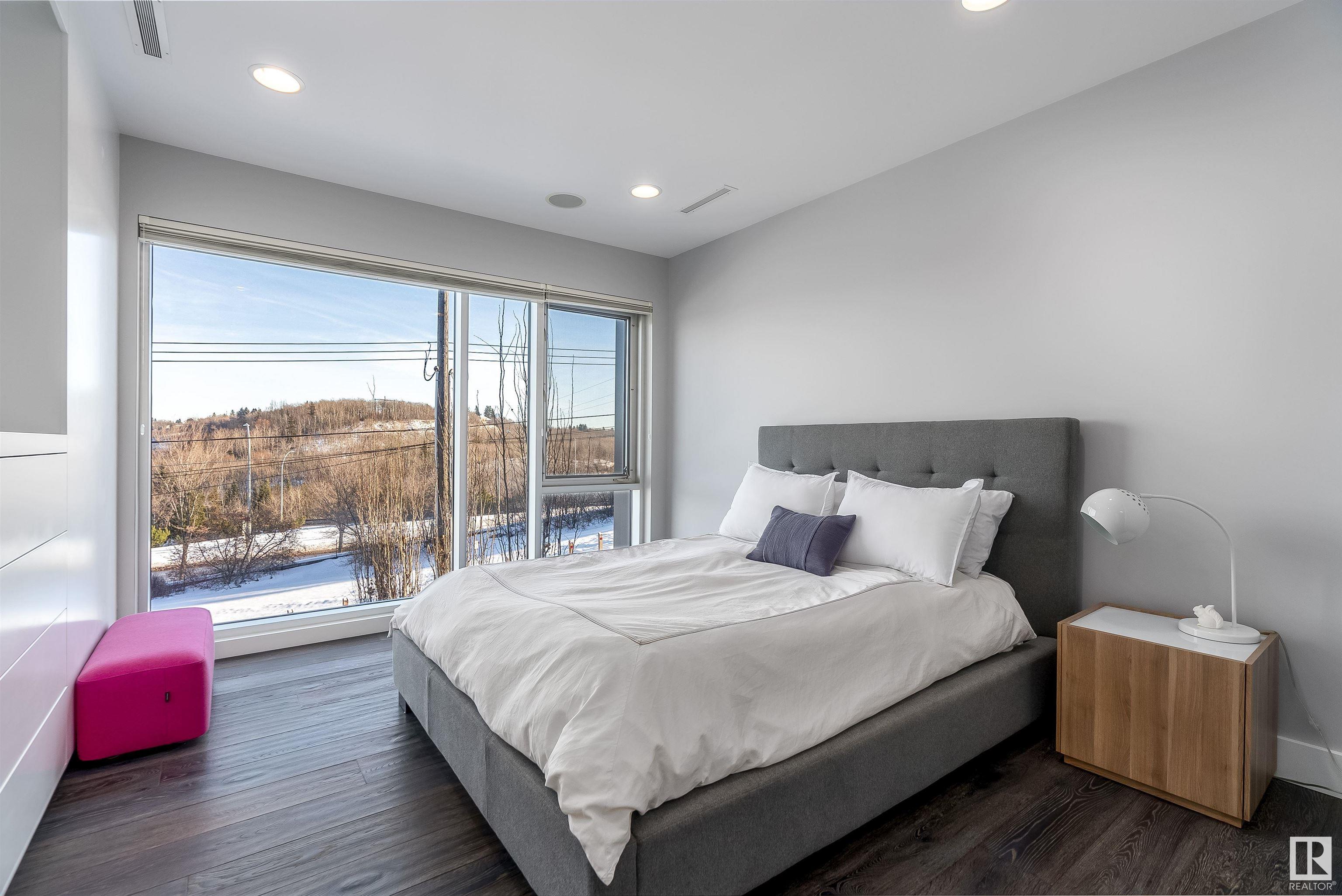      9509 99B ST NW , Edmonton,  ,T6E 3X1 ;  Listing Number: MLS E4415875