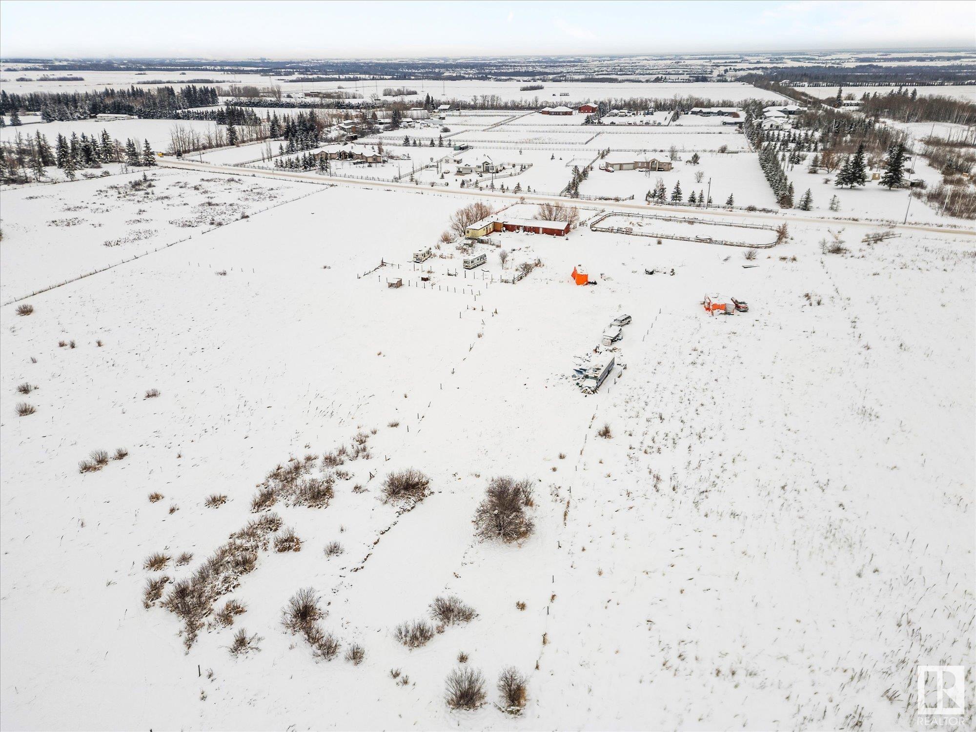      21150 FORT RD NE , Edmonton,  ,T5Y 6G8 ;  Listing Number: MLS E4415878