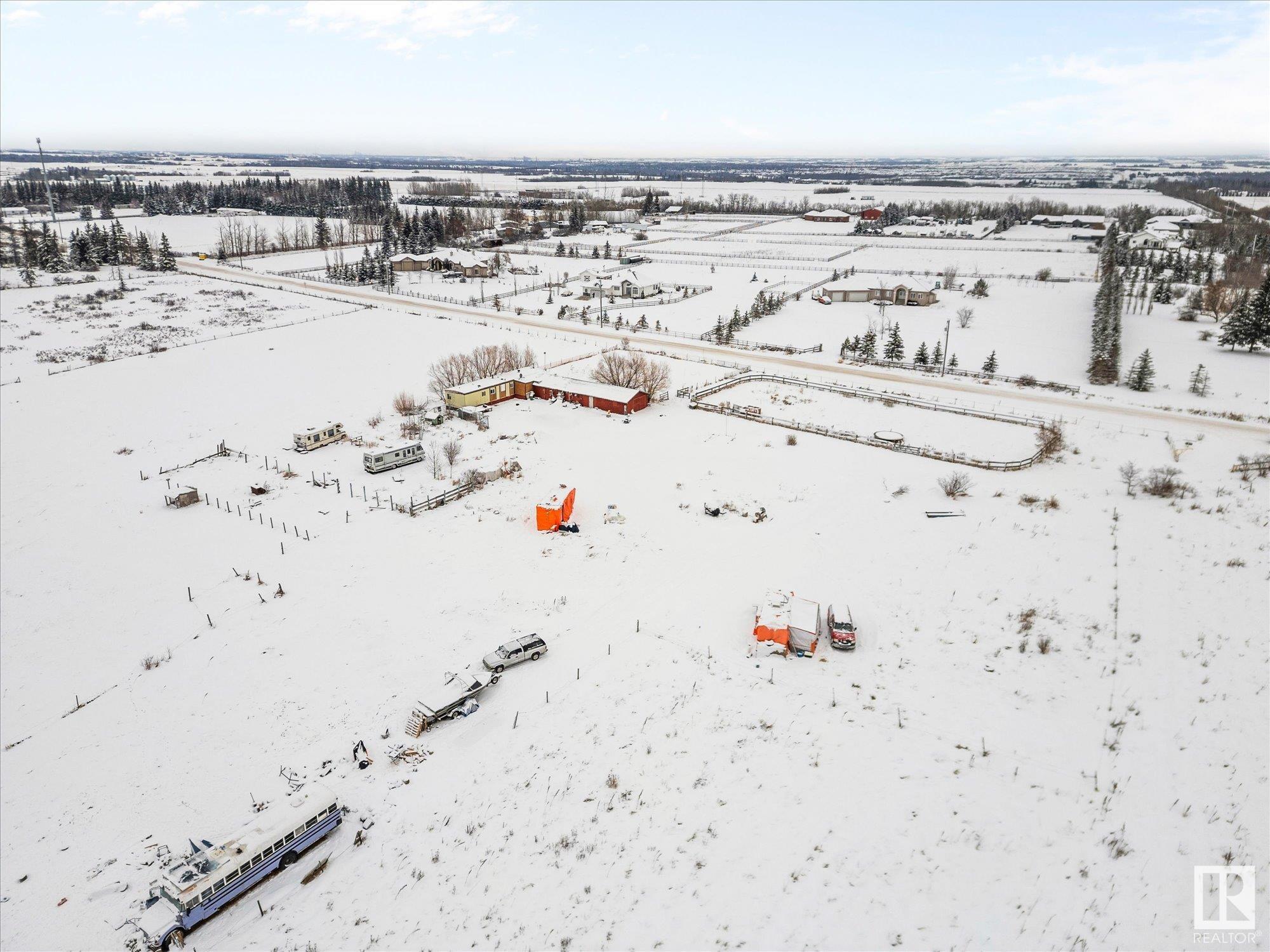      21150 FORT RD NE , Edmonton,  ,T5Y 6G8 ;  Listing Number: MLS E4415878