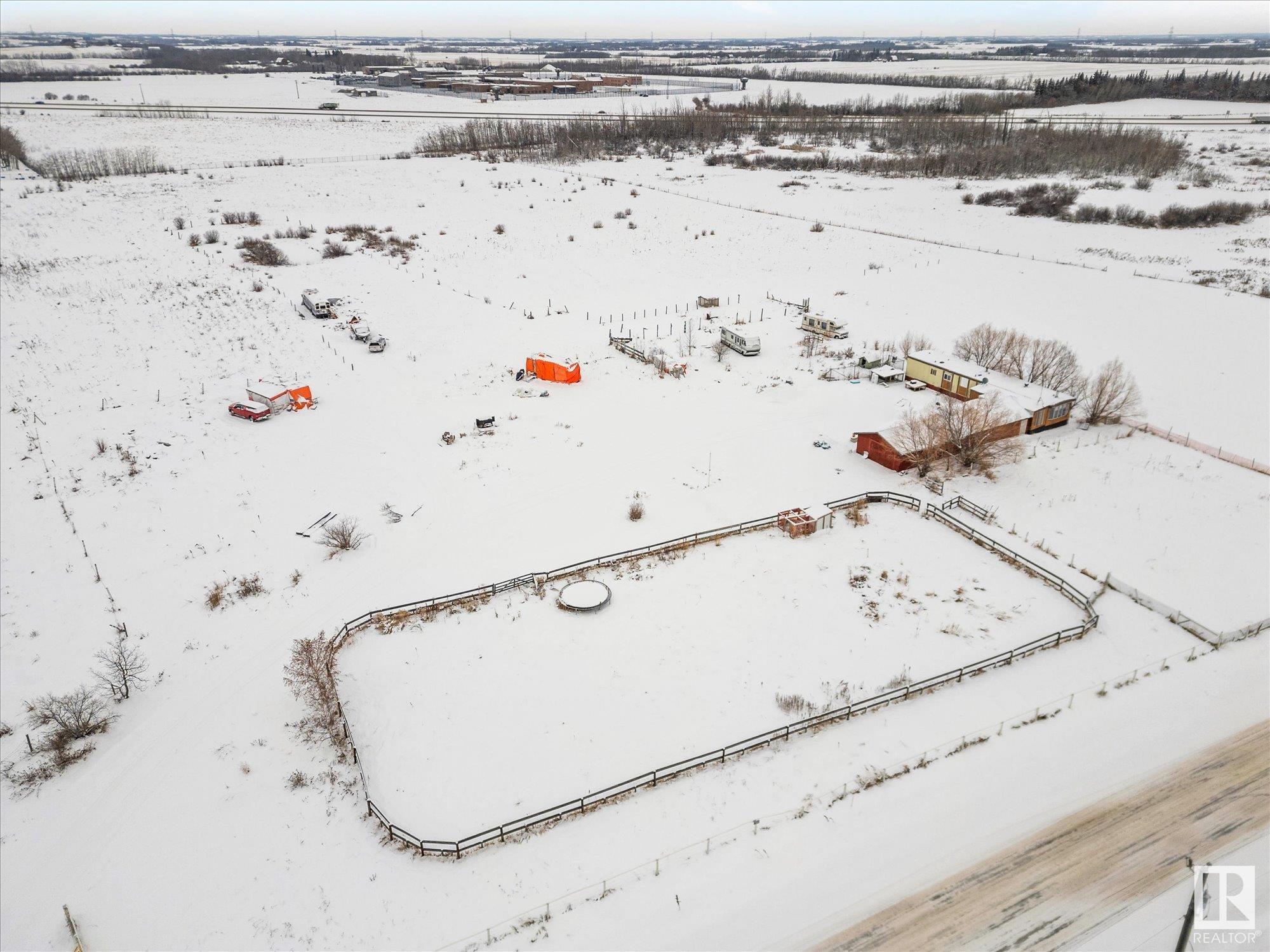      21150 FORT RD NE , Edmonton,  ,T5Y 6G8 ;  Listing Number: MLS E4415878