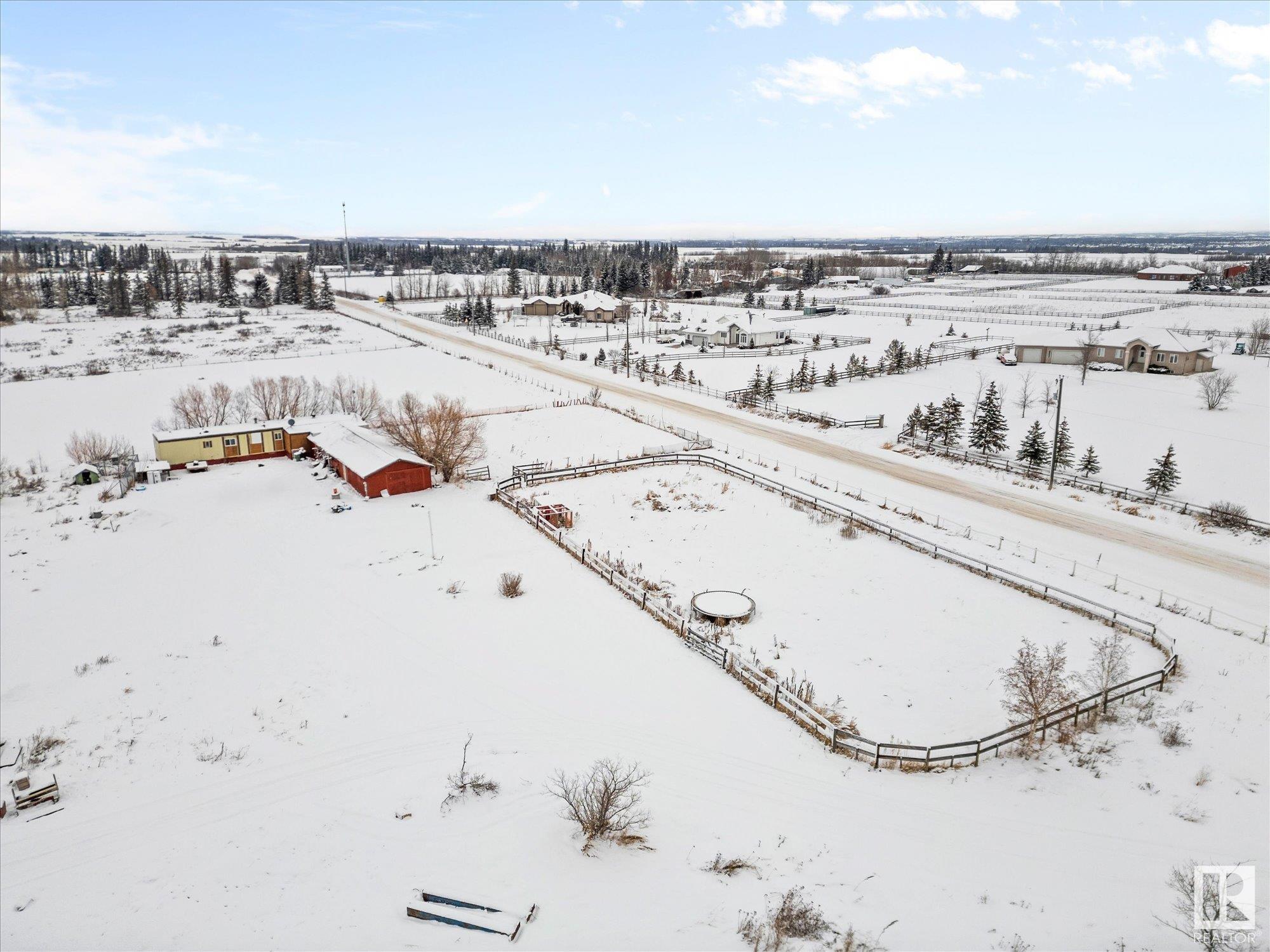      21150 FORT RD NE , Edmonton,  ,T5Y 6G8 ;  Listing Number: MLS E4415878