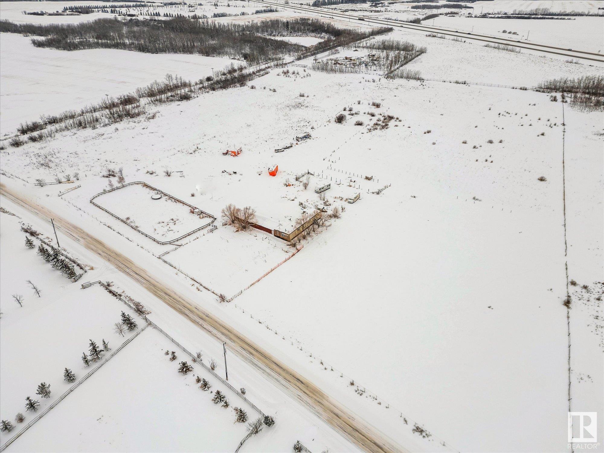      21150 FORT RD NE , Edmonton,  ,T5Y 6G8 ;  Listing Number: MLS E4415878