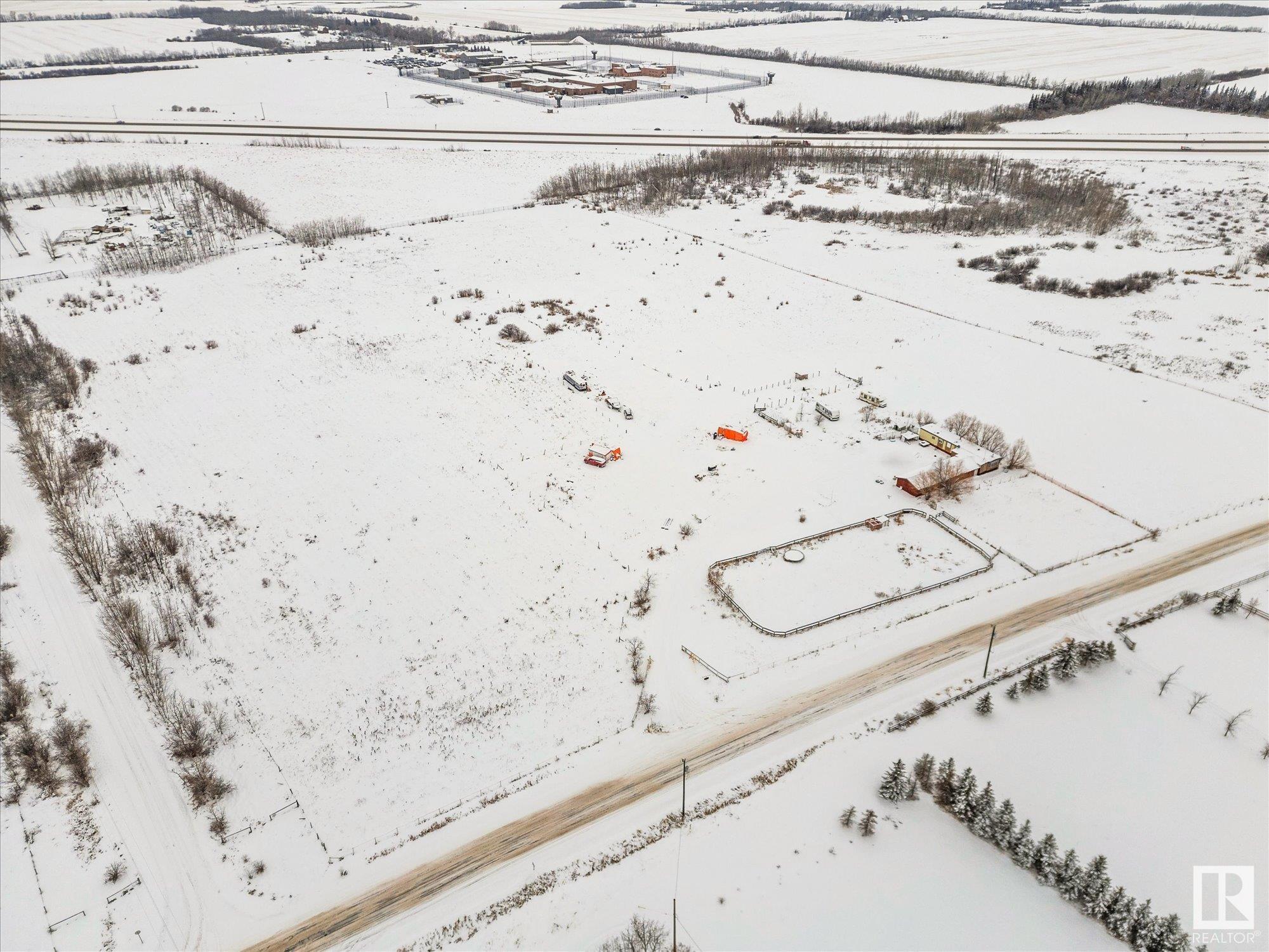      21150 FORT RD NE , Edmonton,  ,T5Y 6G8 ;  Listing Number: MLS E4415878