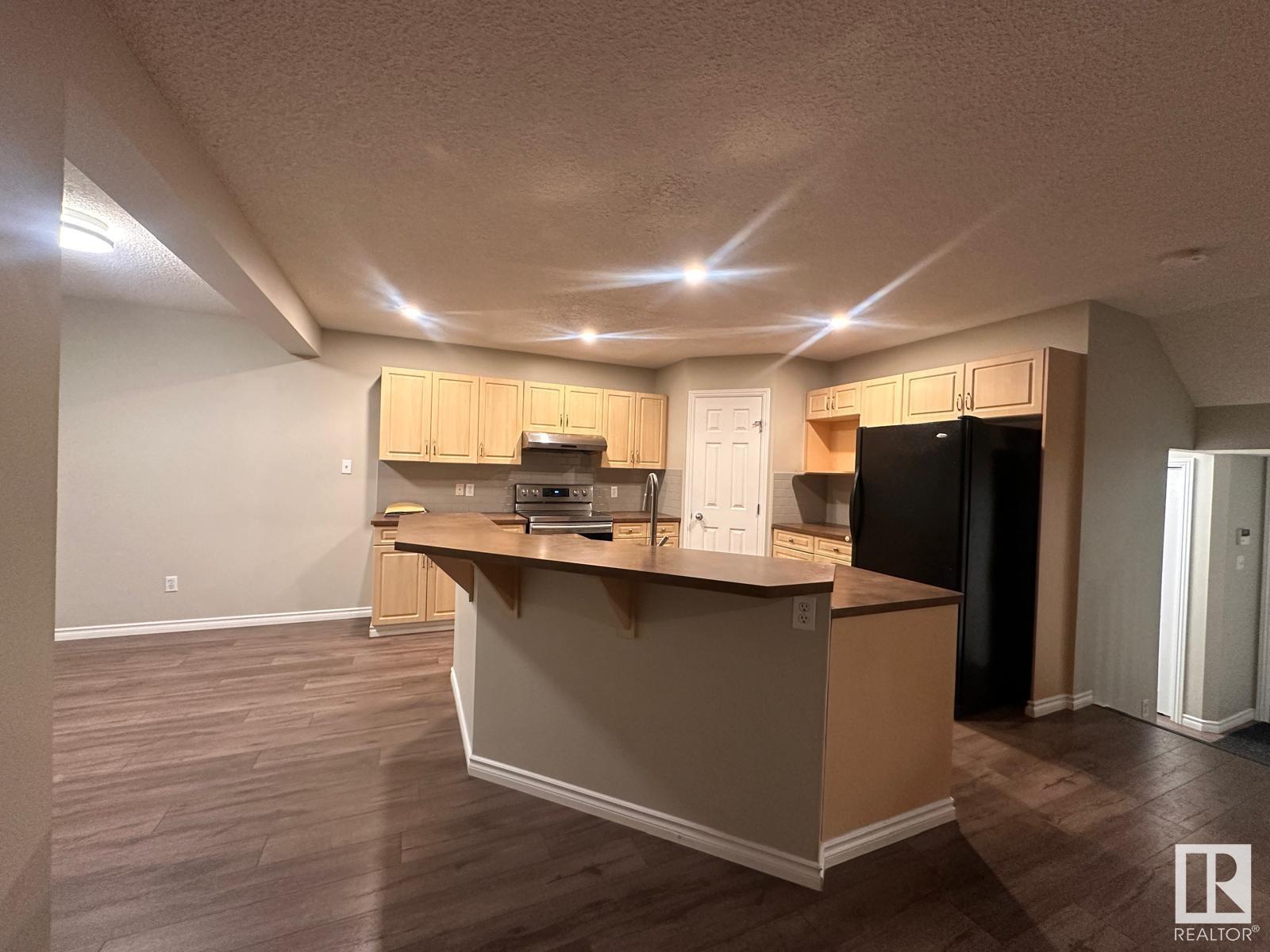     417 86 ST SW , Edmonton,  ,T6X 1G3 ;  Listing Number: MLS E4415879