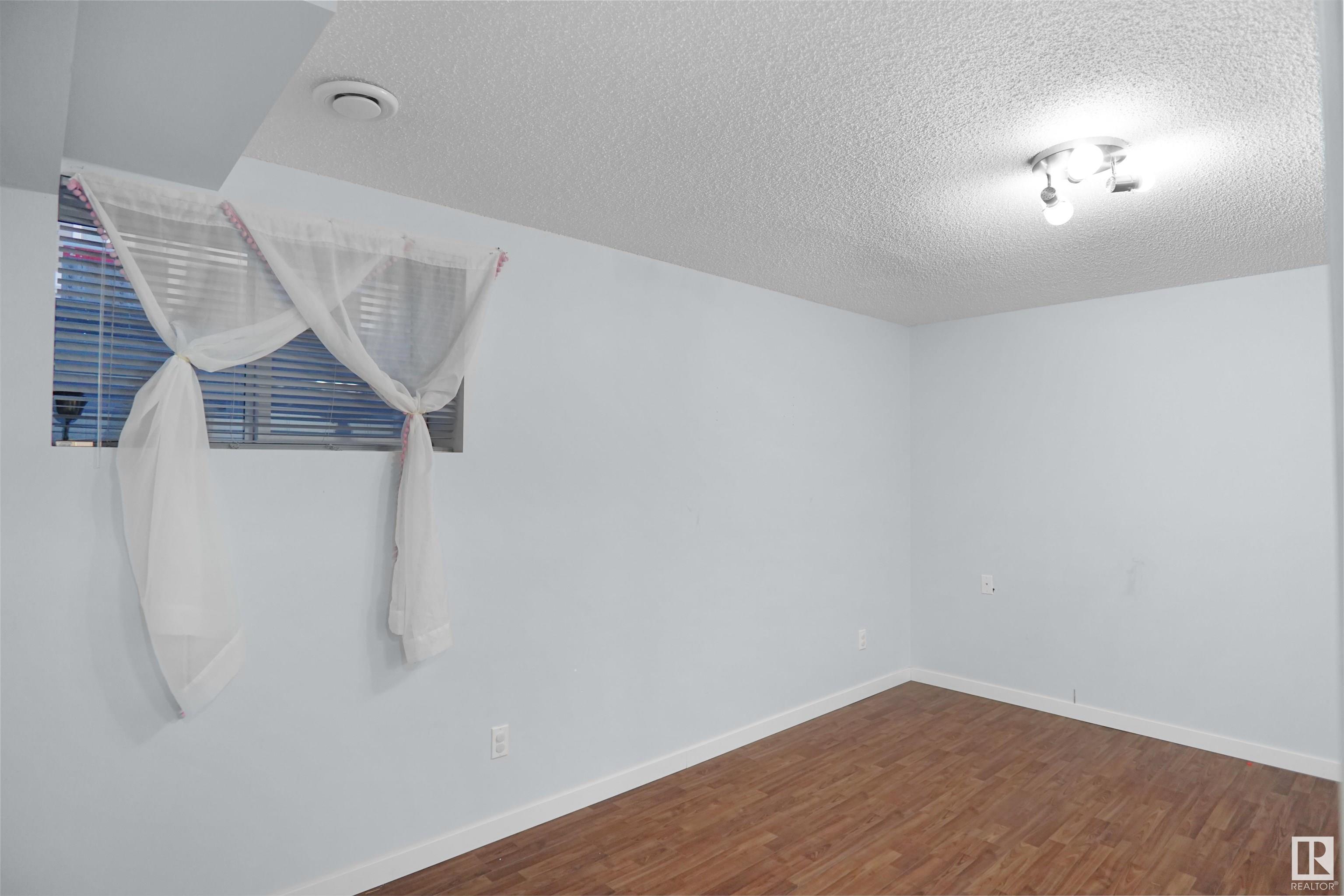      8404 24 AV SW SW , Edmonton,  ,T6X 2G1 ;  Listing Number: MLS E4415886