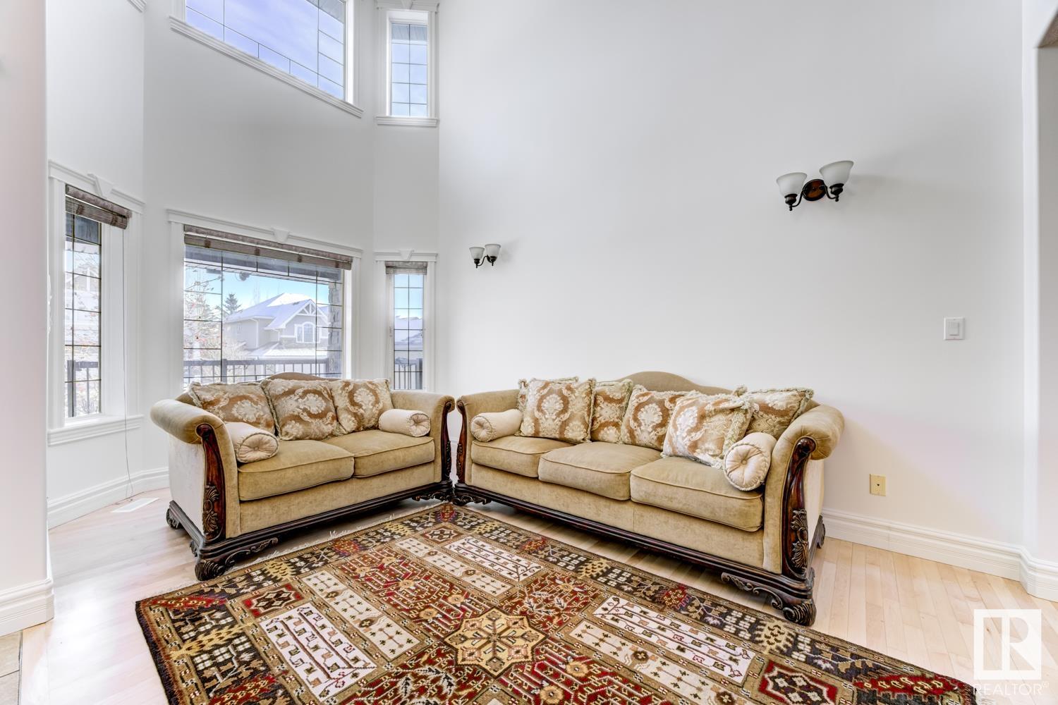      3020 MACNEIL WY NW , Edmonton,  ,T6R 3V1 ;  Listing Number: MLS E4415899