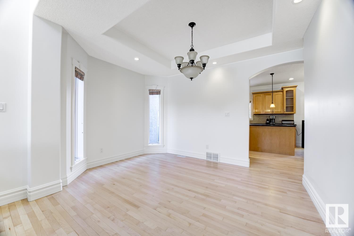      3020 MACNEIL WY NW , Edmonton,  ,T6R 3V1 ;  Listing Number: MLS E4415899