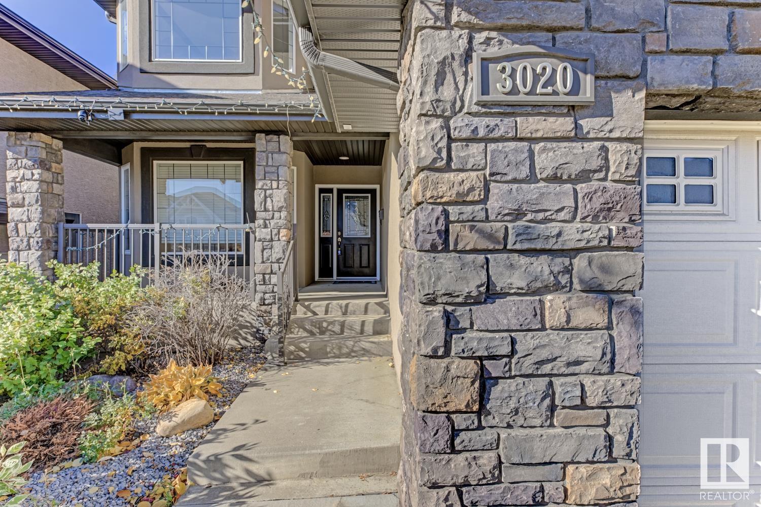      3020 MACNEIL WY NW , Edmonton,  ,T6R 3V1 ;  Listing Number: MLS E4415899