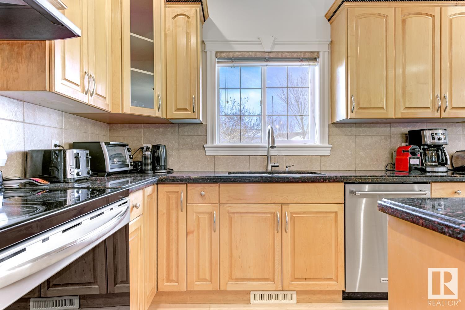      3020 MACNEIL WY NW , Edmonton,  ,T6R 3V1 ;  Listing Number: MLS E4415899