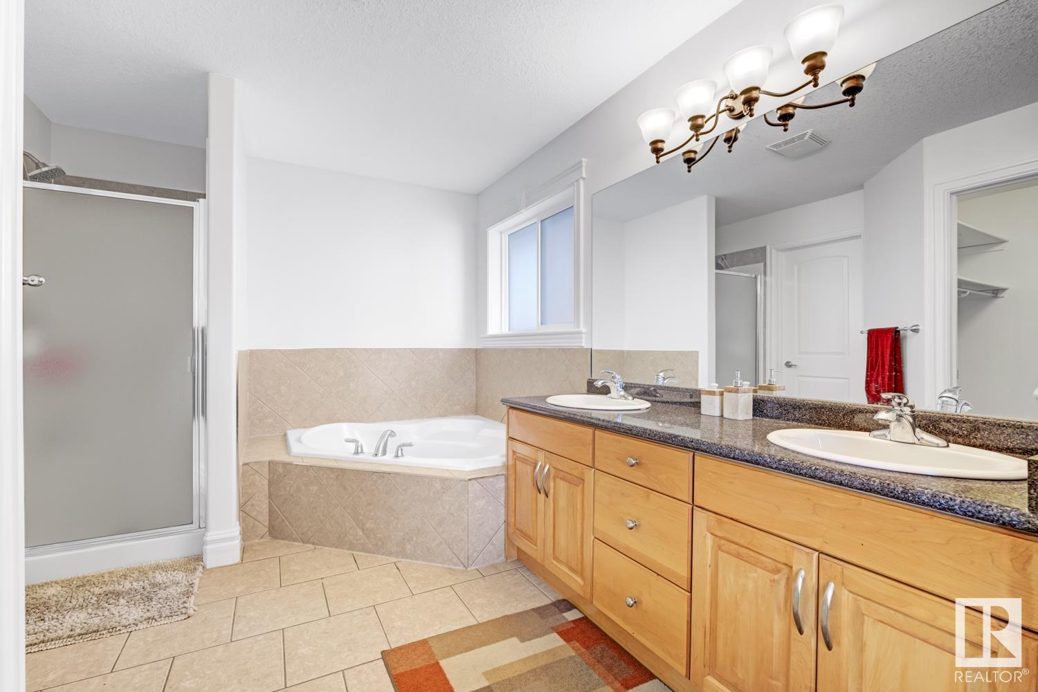      3020 MACNEIL WY NW , Edmonton,  ,T6R 3V1 ;  Listing Number: MLS E4415899