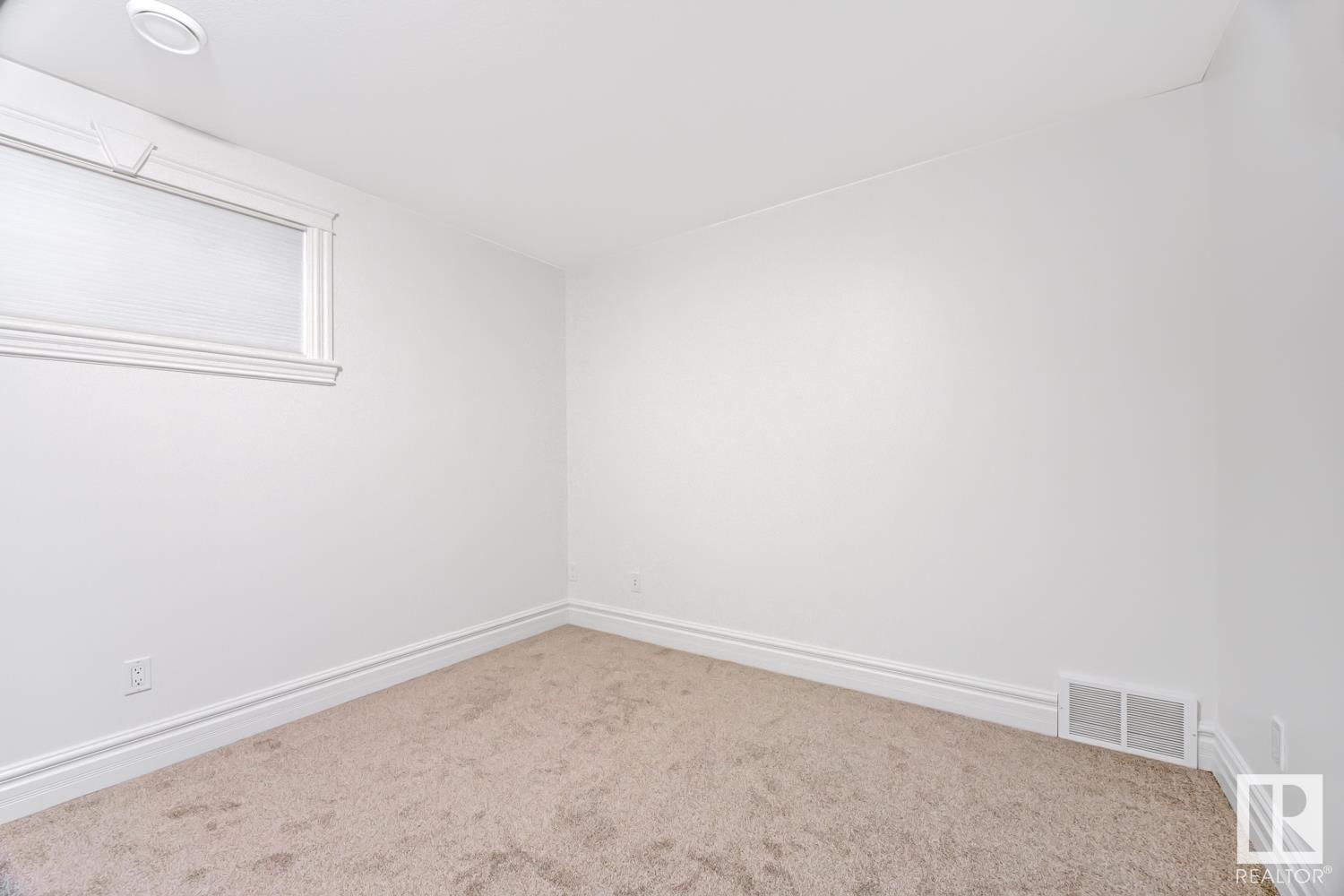      3020 MACNEIL WY NW , Edmonton,  ,T6R 3V1 ;  Listing Number: MLS E4415899