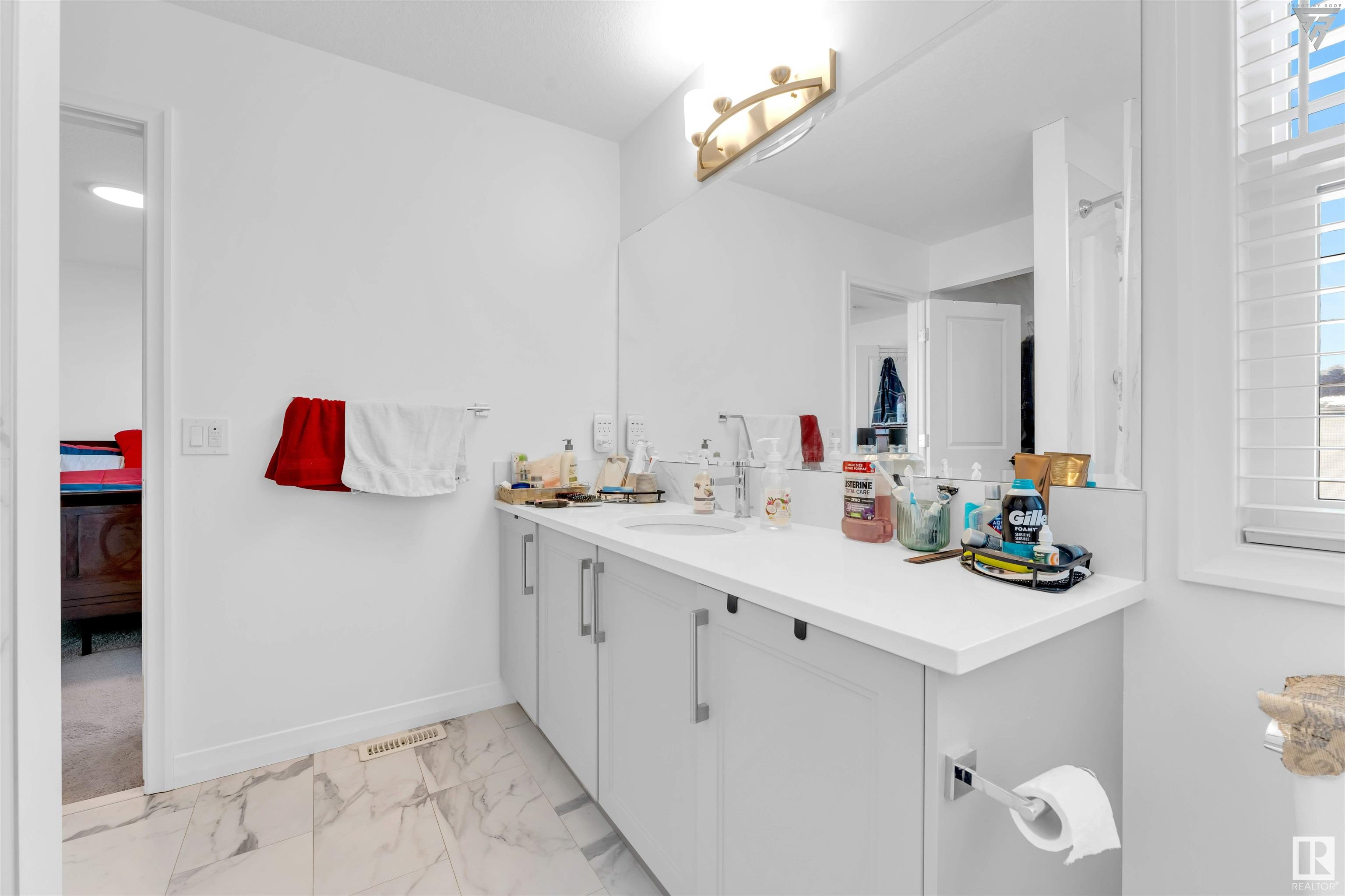      2214 Donaghey Way SW , Edmonton,  ,T6W 4Y7 ;  Listing Number: MLS E4415927