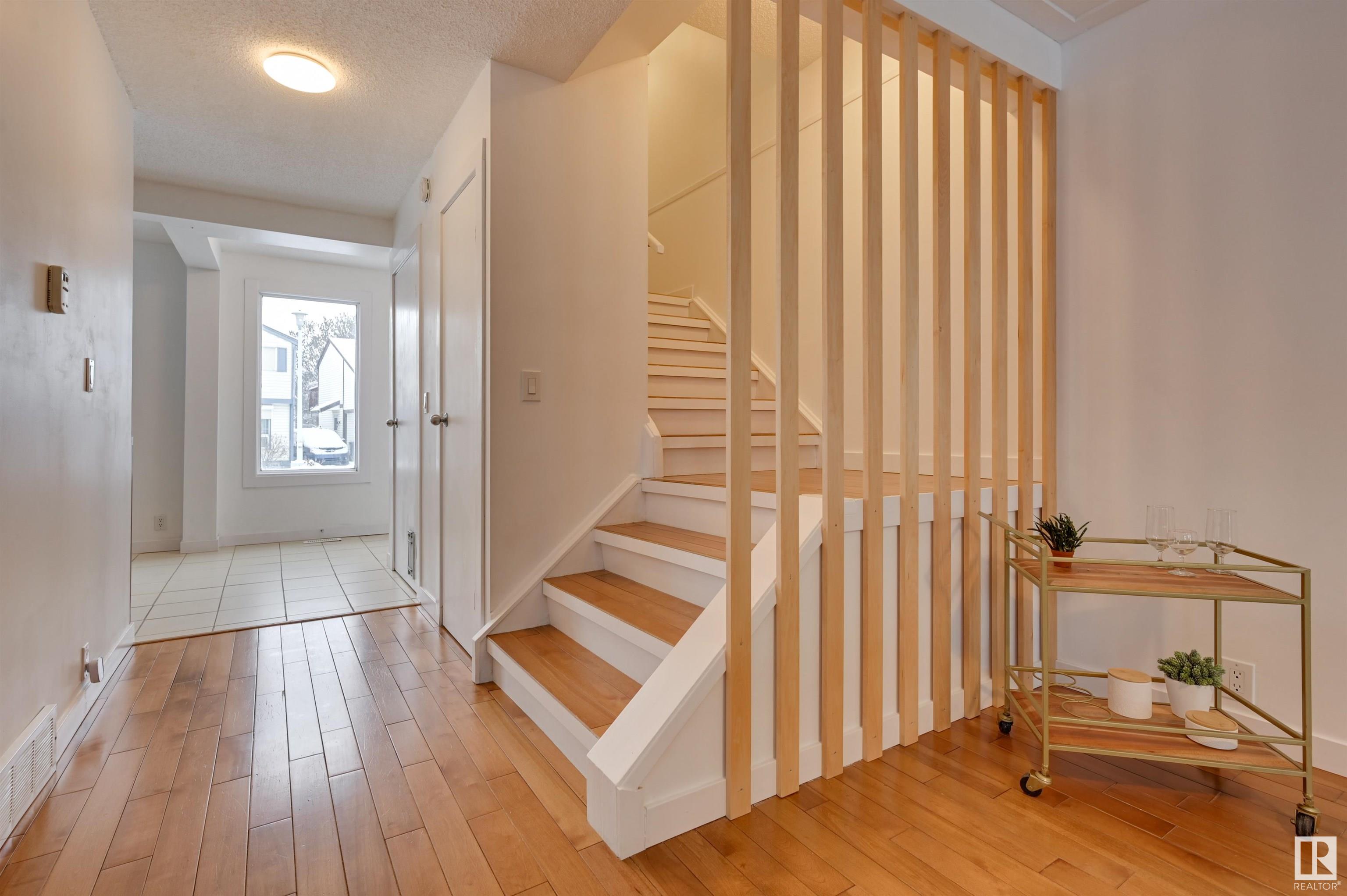      5612 93A AV NW , Edmonton,  ,T6B 2K7 ;  Listing Number: MLS E4415929