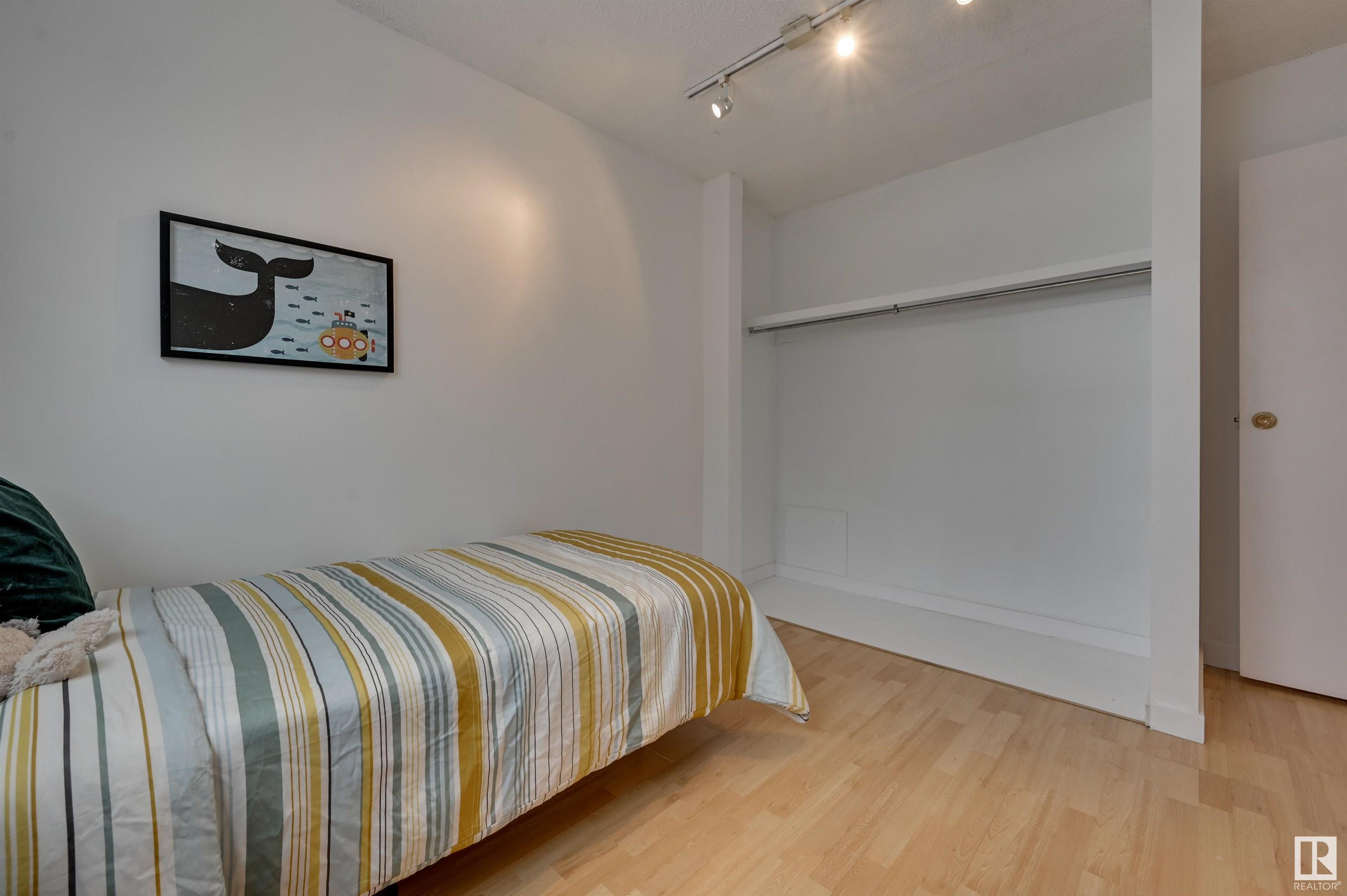      5612 93A AV NW , Edmonton,  ,T6B 2K7 ;  Listing Number: MLS E4415929