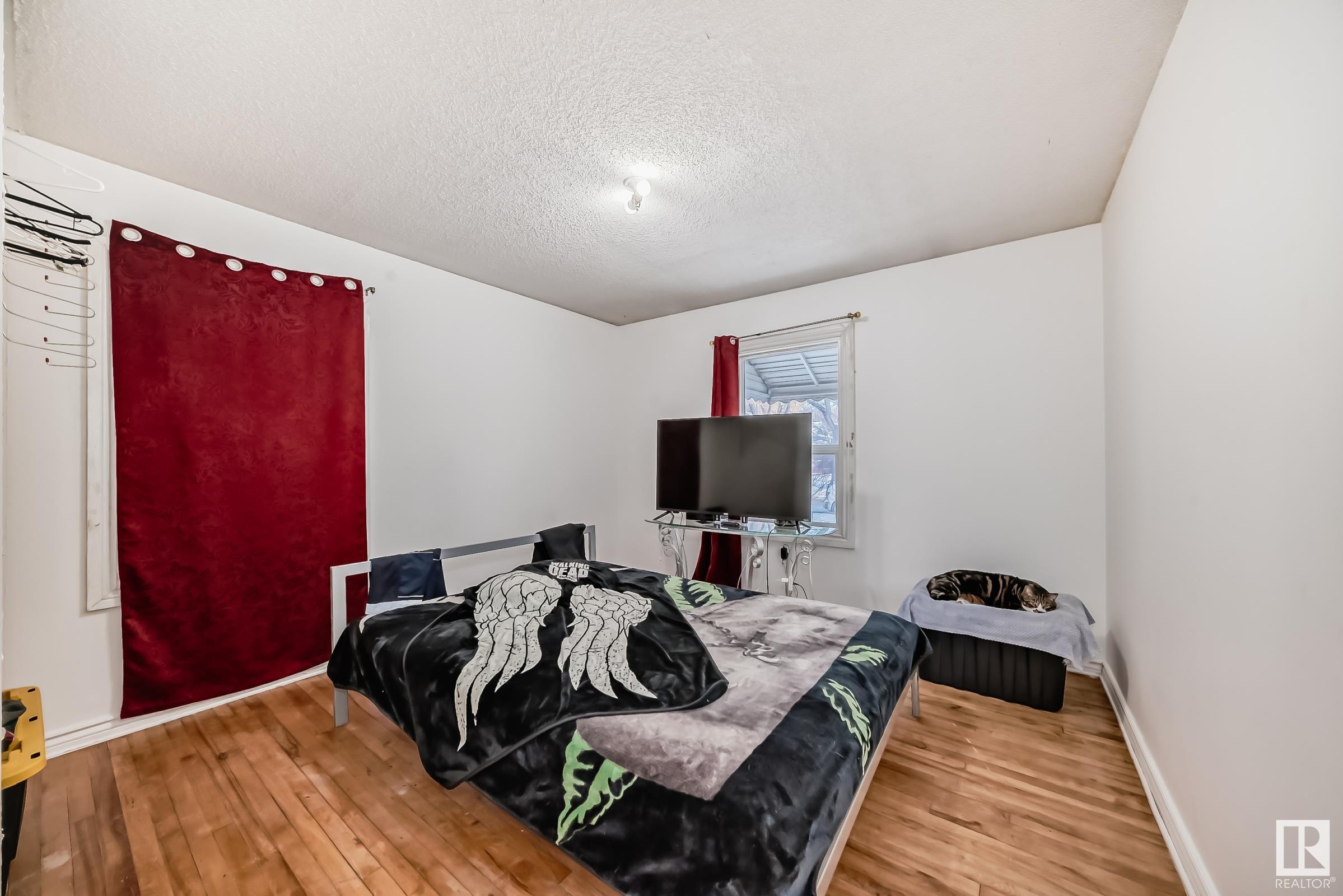     11538 90 ST NW NW , Edmonton,  ,T5B 3Y1 ;  Listing Number: MLS E4415937