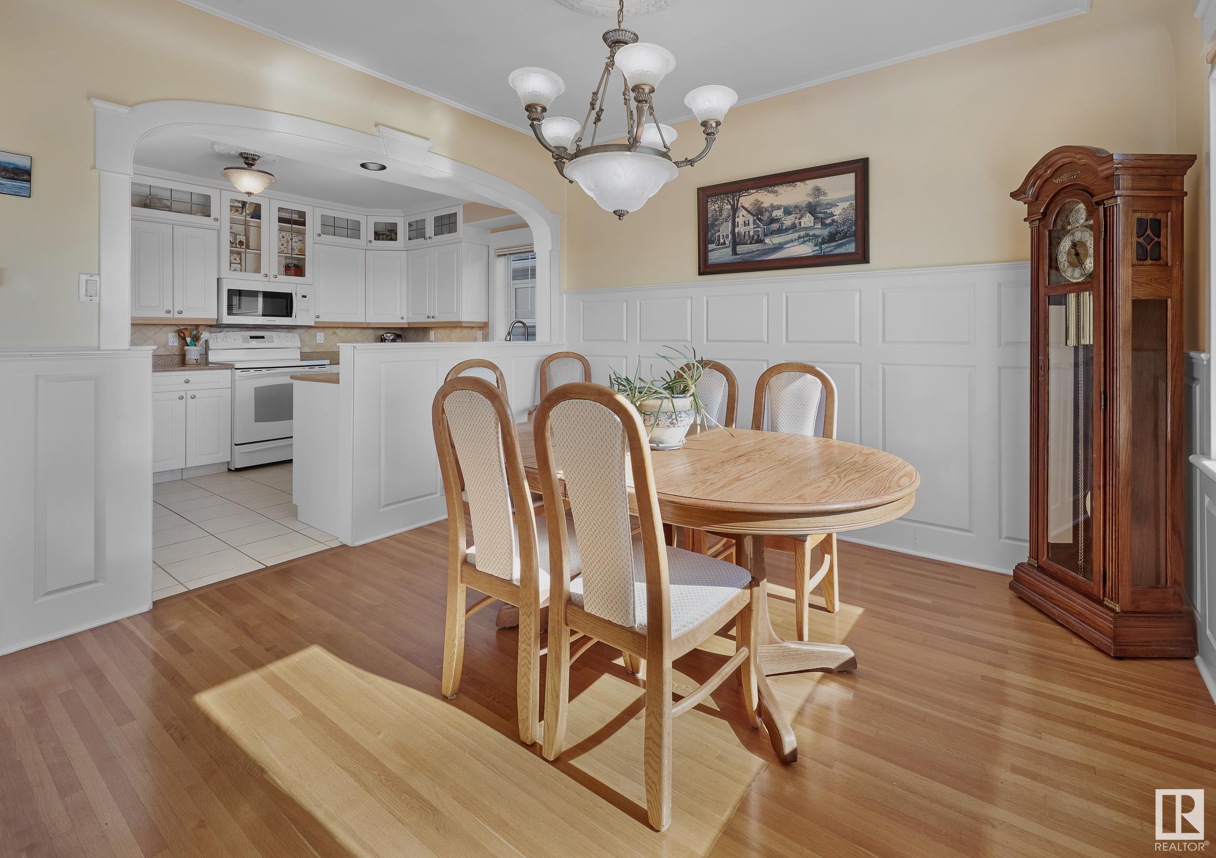      7314 ADA BV NW , Edmonton,  ,T5B 4E5 ;  Listing Number: MLS E4415949