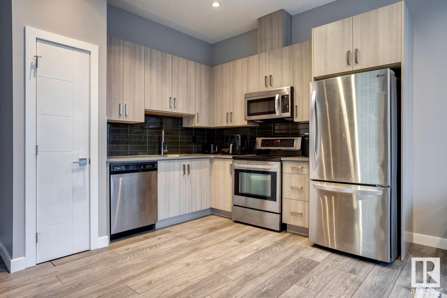      #403 10238 103 ST NW , Edmonton,  ,T5J 0G6 ;  Listing Number: MLS E4415963