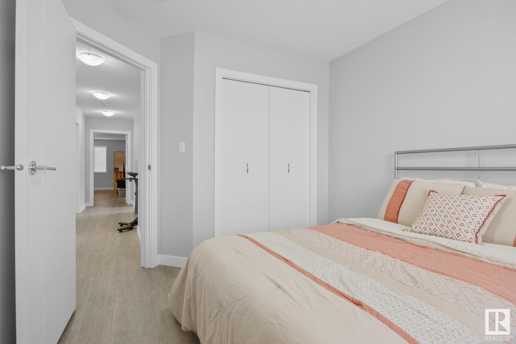      9863 73 AV NW , Edmonton,  ,T6E 1B7 ;  Listing Number: MLS E4415965