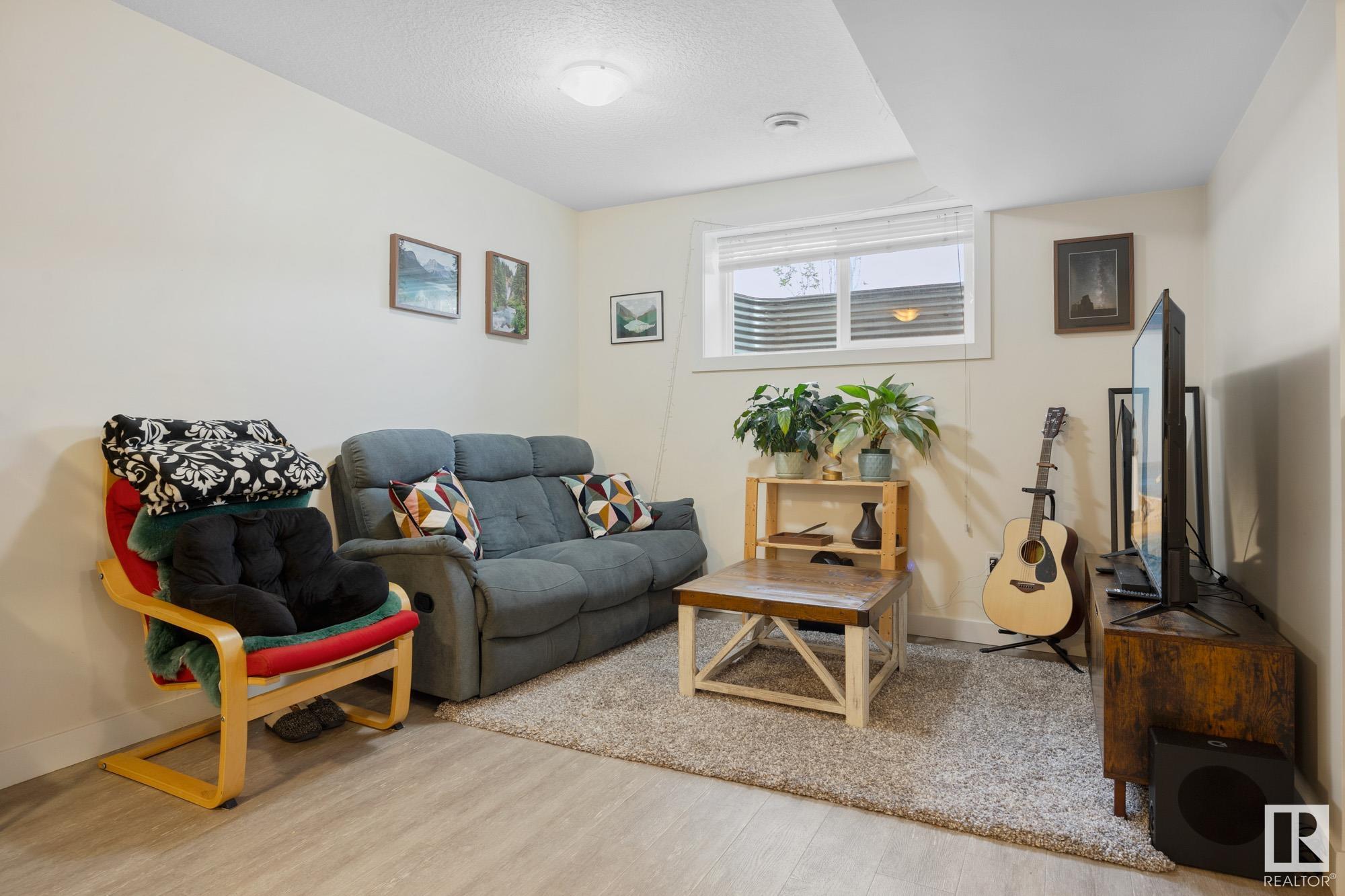      9863 73 AV NW , Edmonton,  ,T6E 1B7 ;  Listing Number: MLS E4415965