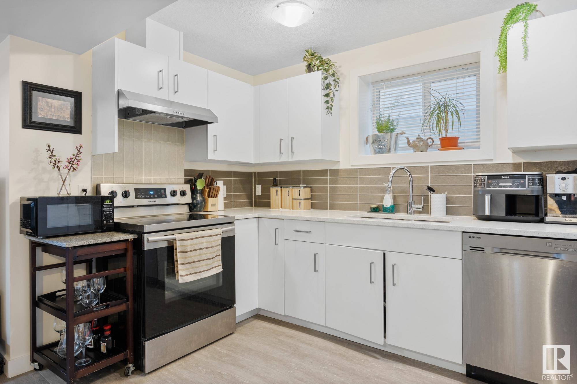      9863 73 AV NW , Edmonton,  ,T6E 1B7 ;  Listing Number: MLS E4415965