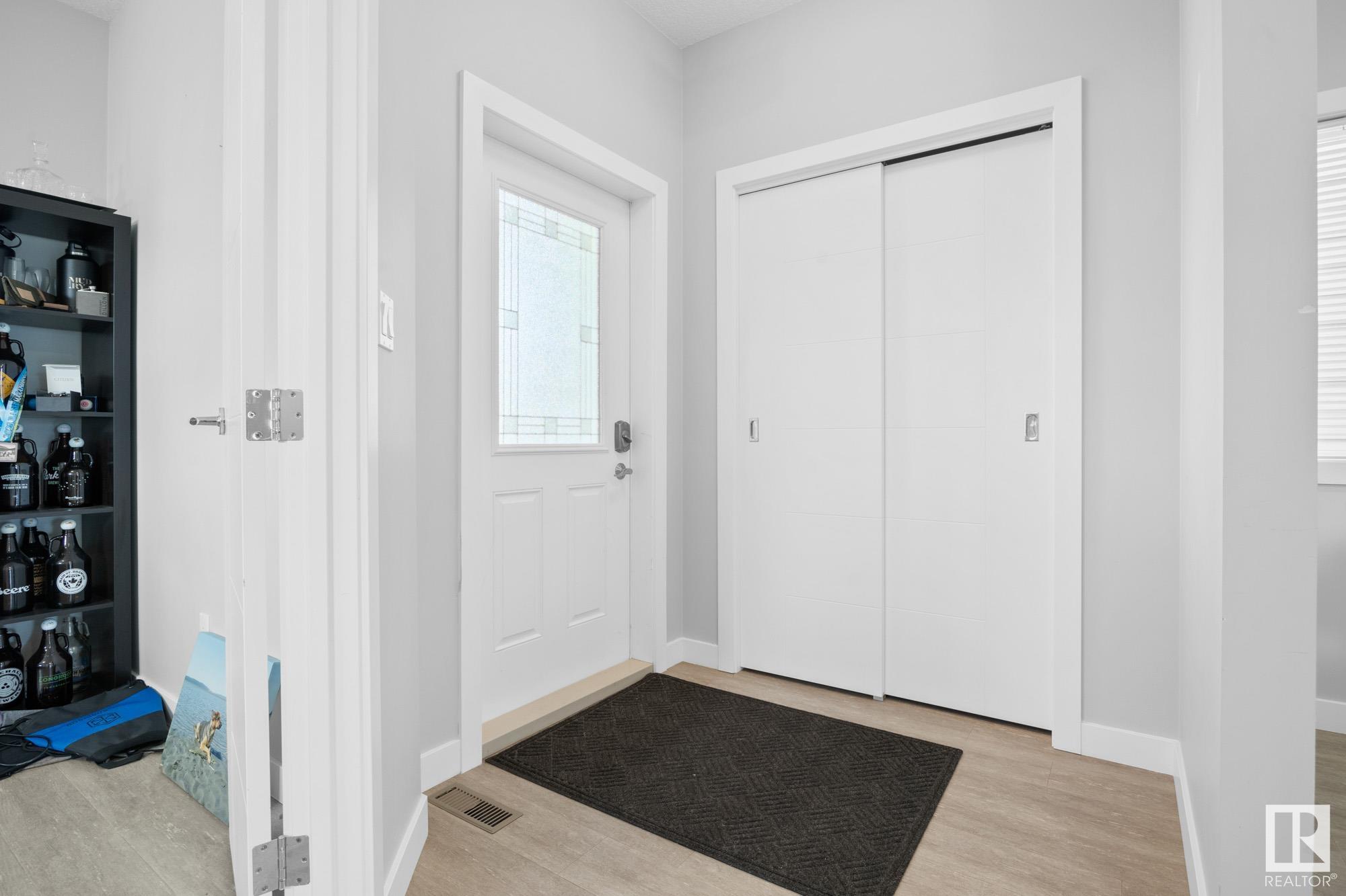      9863 73 AV NW , Edmonton,  ,T6E 1B7 ;  Listing Number: MLS E4415965